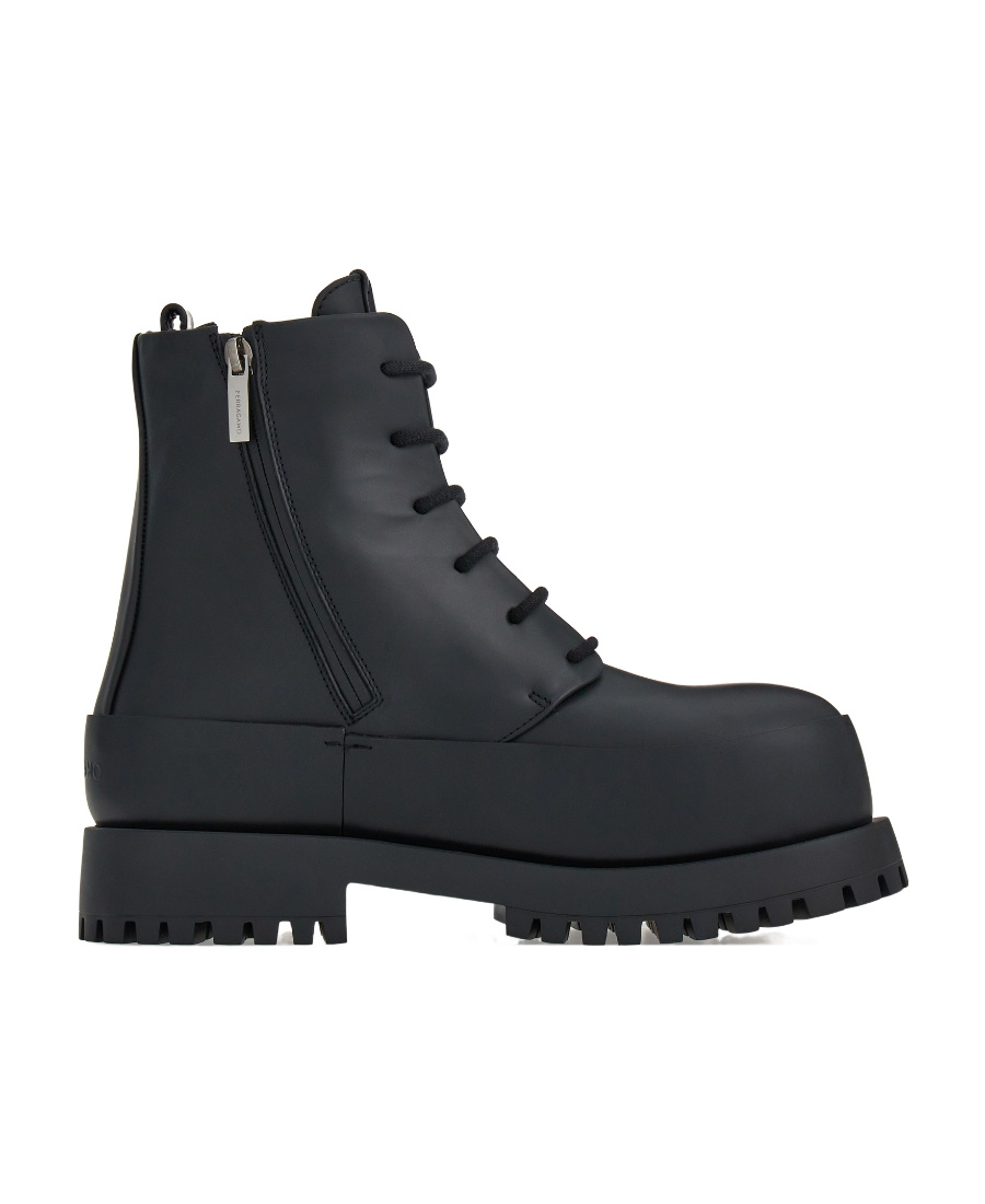Ferragamo Salvatore Round-toe Tank-sole Ankle Boots In Black
