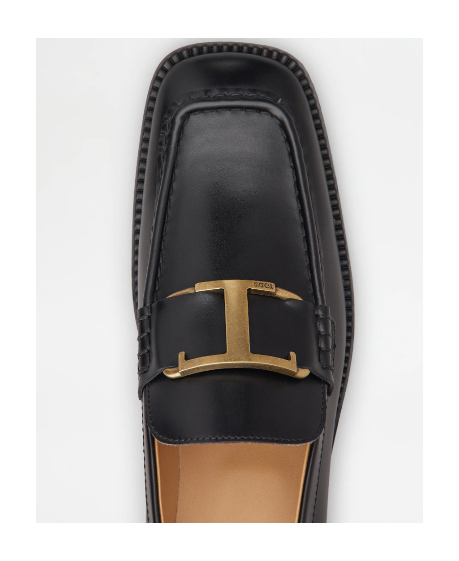 Tod's Logo-plaque Leather Loafers In Black