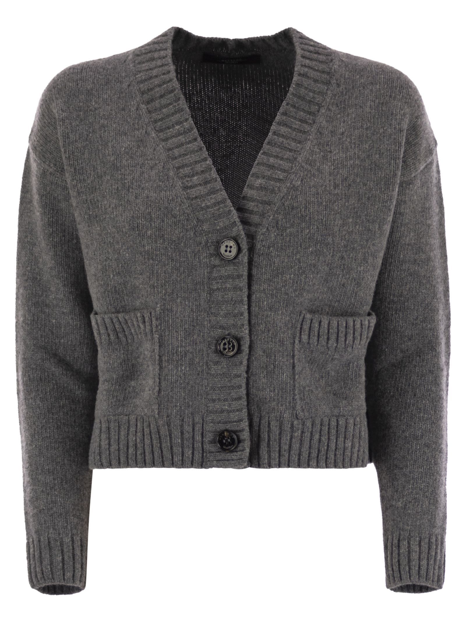 Weekend Max Mara Long-sleeved Sweater In Black