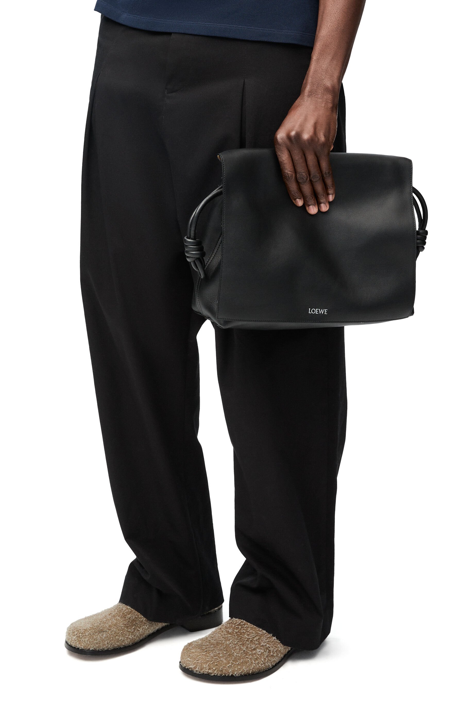 Loewe Flamenco Logo Printed Shoulder Bag In Black