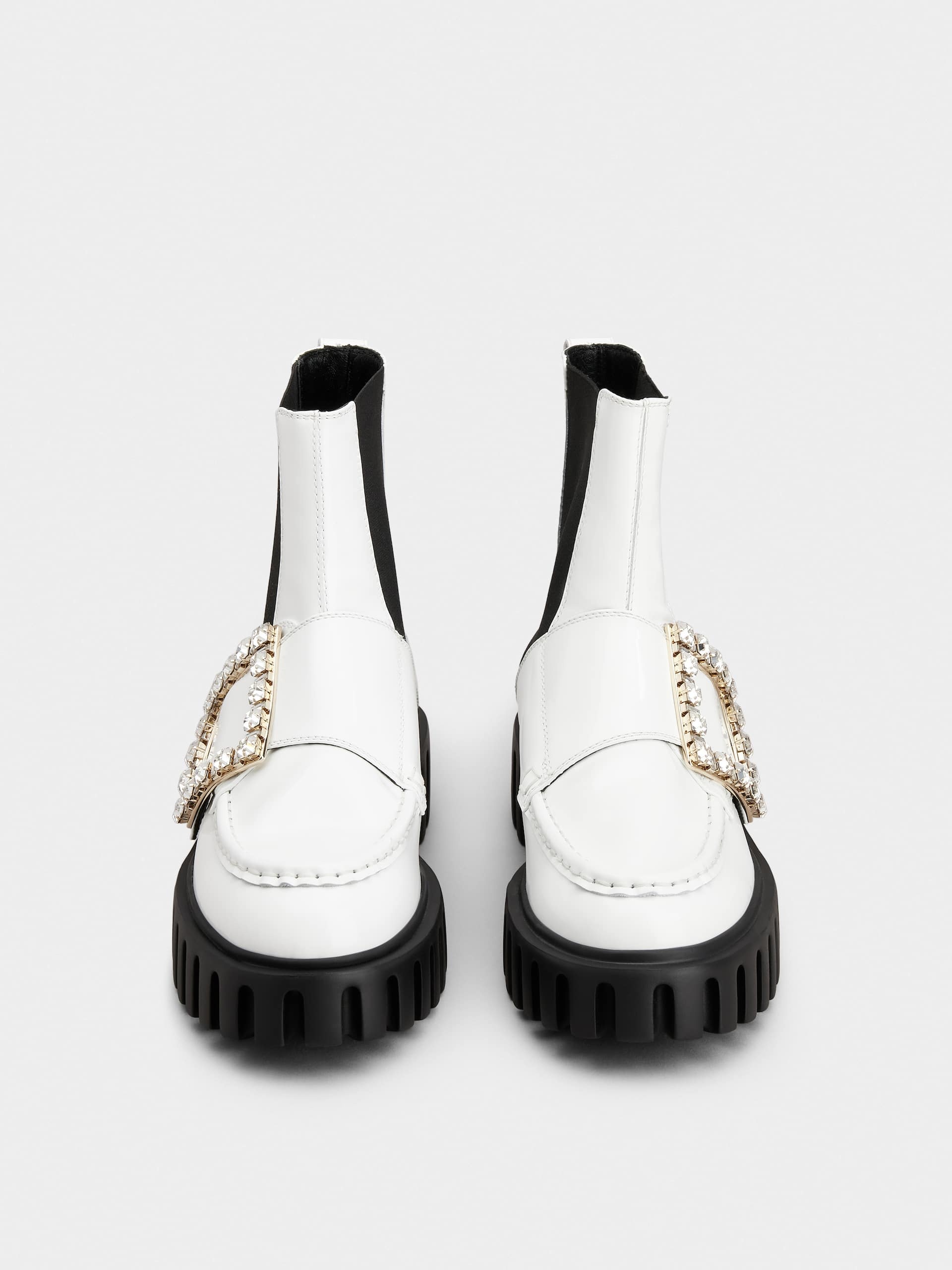 ROGER VIVIER VIV' GO-THICK STRASS BUCKLE CHEALSEA ANKLE BOOTS IN PATENT LEATHER