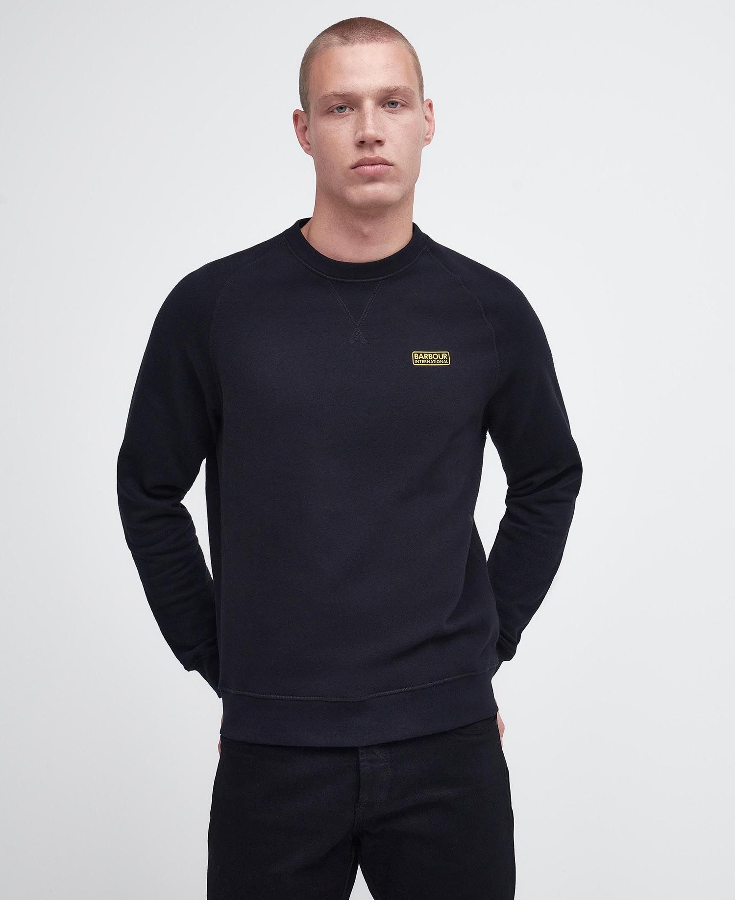 BARBOUR BARBOUR LOGO DETAILED LONG SLEEVED CREWNECK SWEATSHIRT
