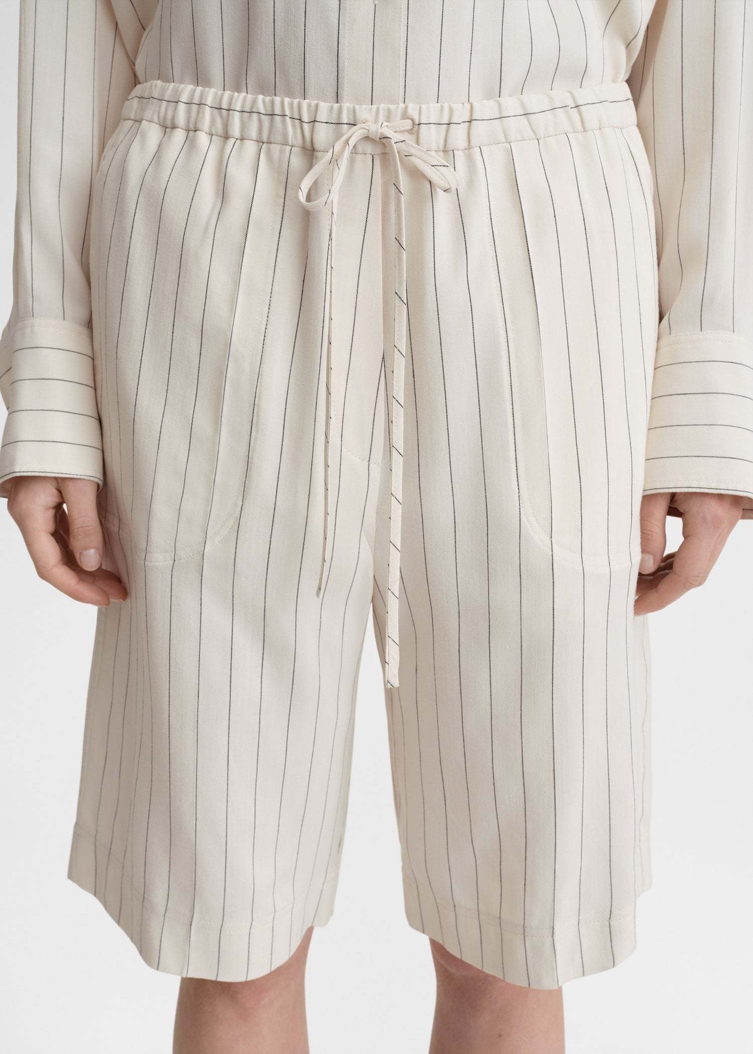 Totême Drawstring-waist Pinstripe Shorts In White