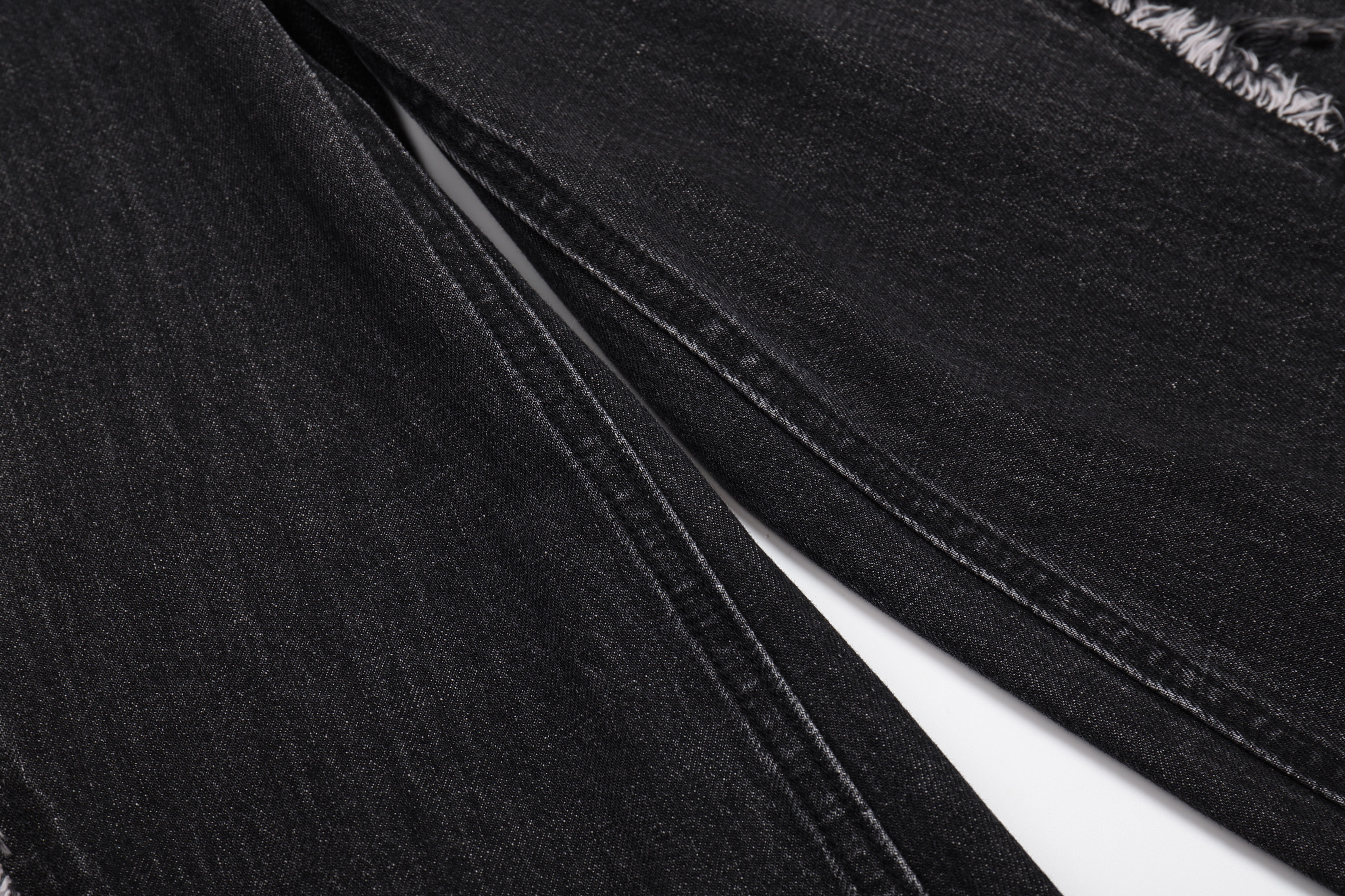 Liuregali Vintage Rough-edged Jeans In Black