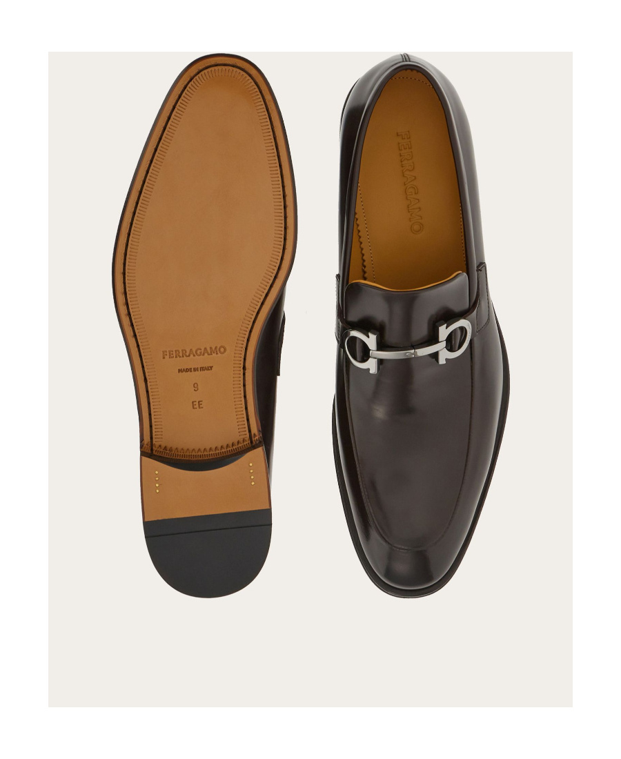 Ferragamo Salvatore Hammered Leather Gancini Loafers Shoes In Black