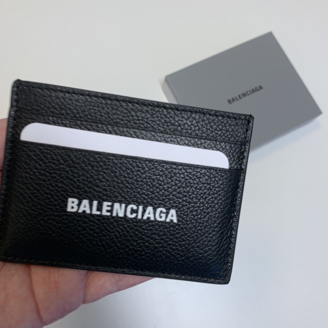 Balenciaga Black Card Holder With Logo Lettering On The Front In Grained Leather Man In Black
