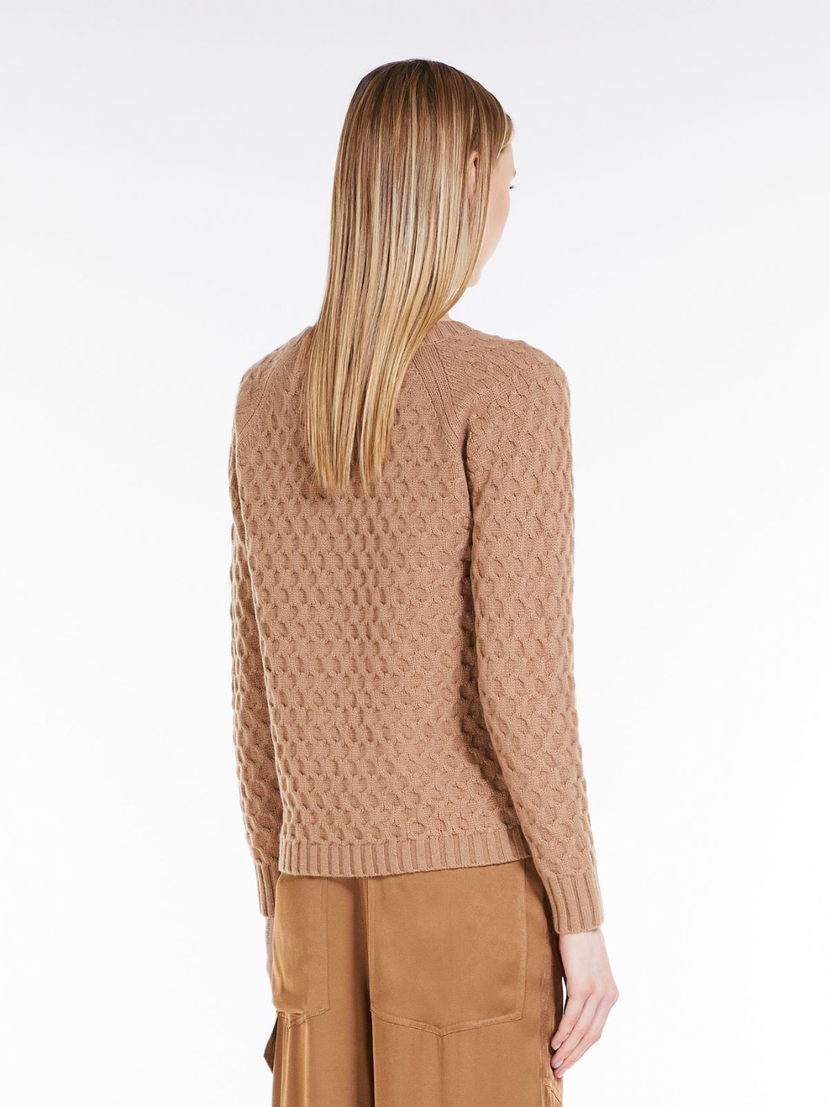 Max Mara Long-sleeved Round Neck Sweater In Nude