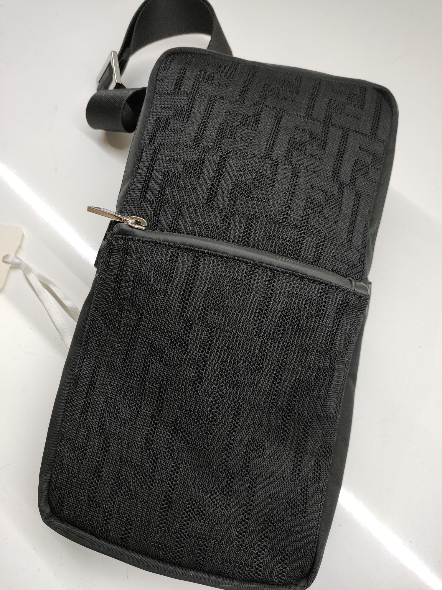 Fendi Ff Motif One-shoulder Backpack In Black