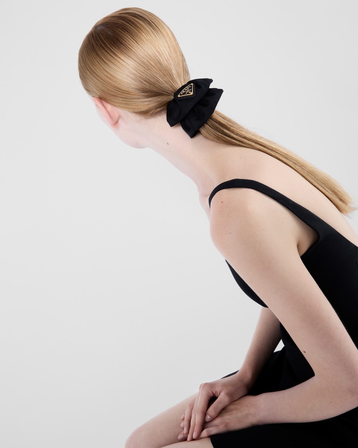 Prada Triangle-logo Velvet Scrunchie In Black