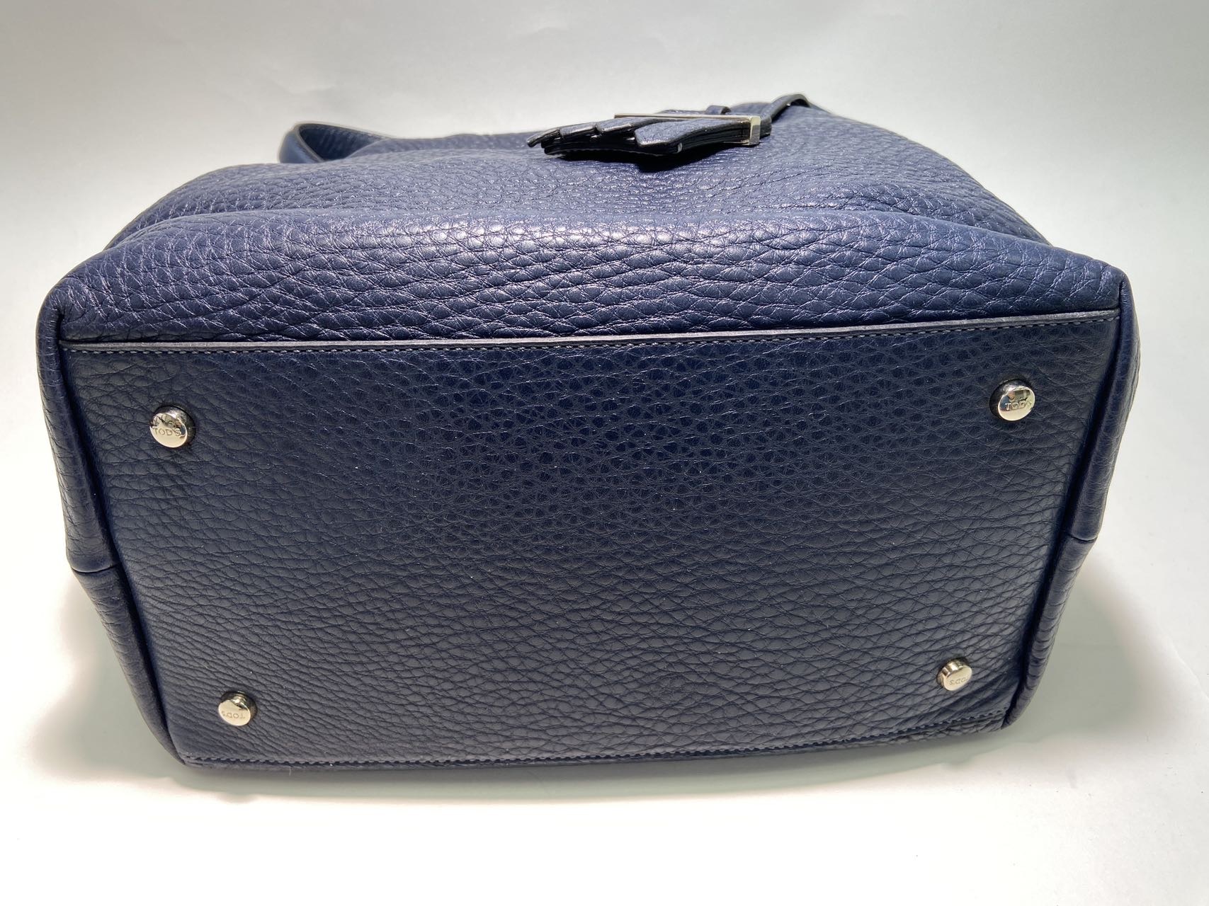 Tod's Zippered Handbag In Blue