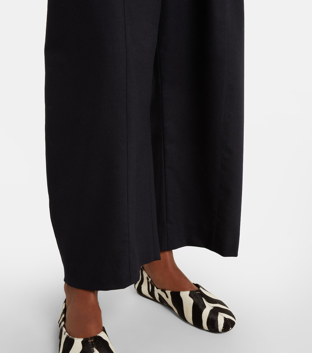 Khaite Clover Cotton Wide-leg Pants In Blue