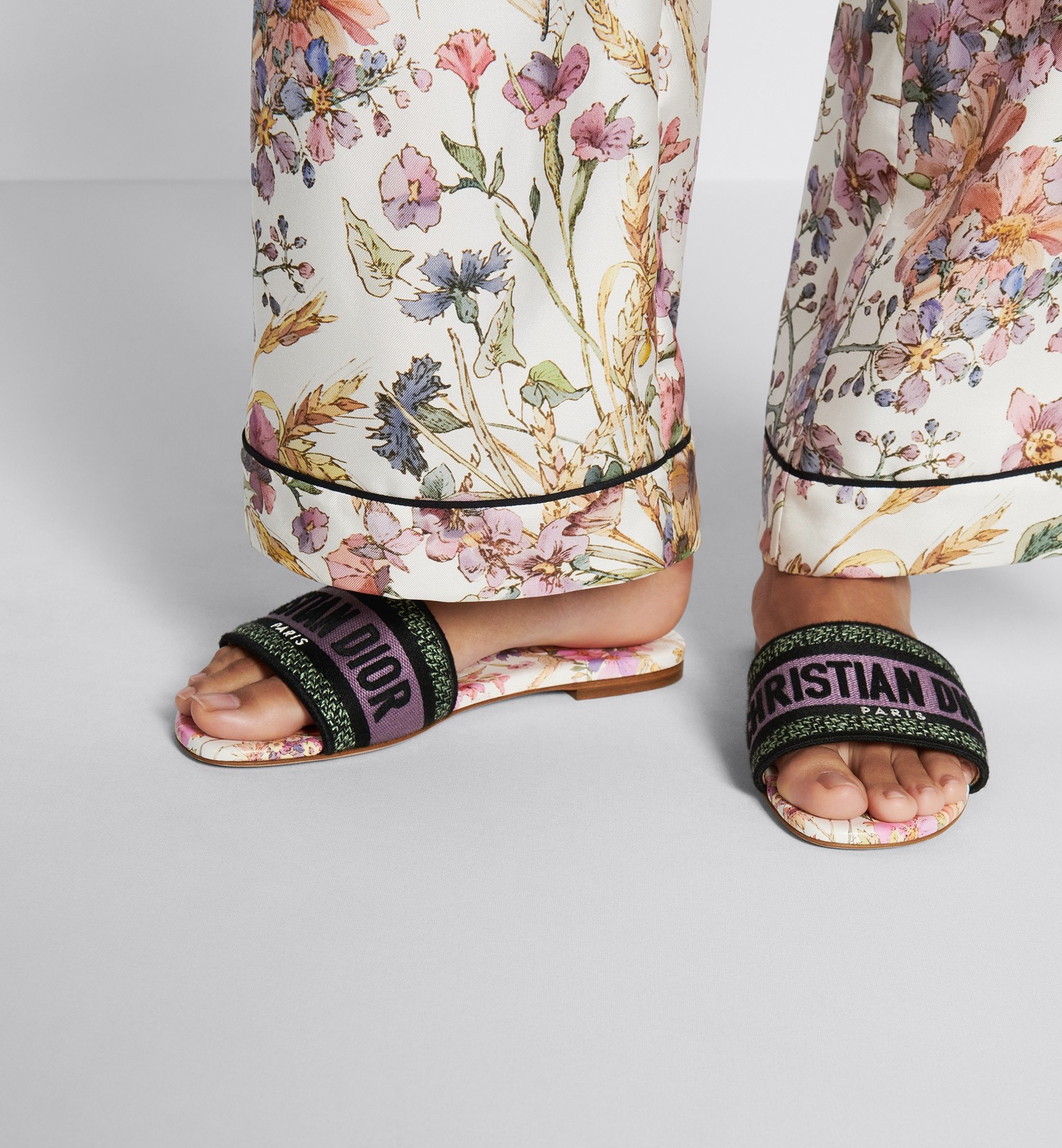 Dior Dway Logo Flip-flops In Multicolor