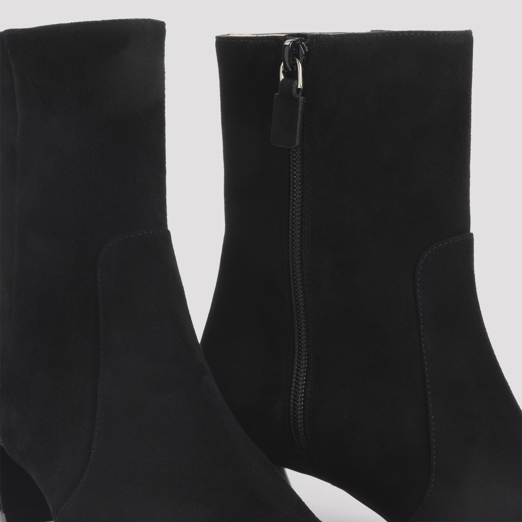 Stuart Weitzman Stassi 50 Zip Ankle Boots In Black