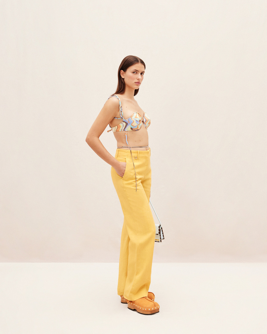 Jacquemus Stitched Pleated Trousers In Yellow