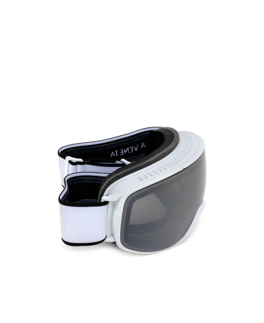Bottega Veneta Logo Sunglasses In Black