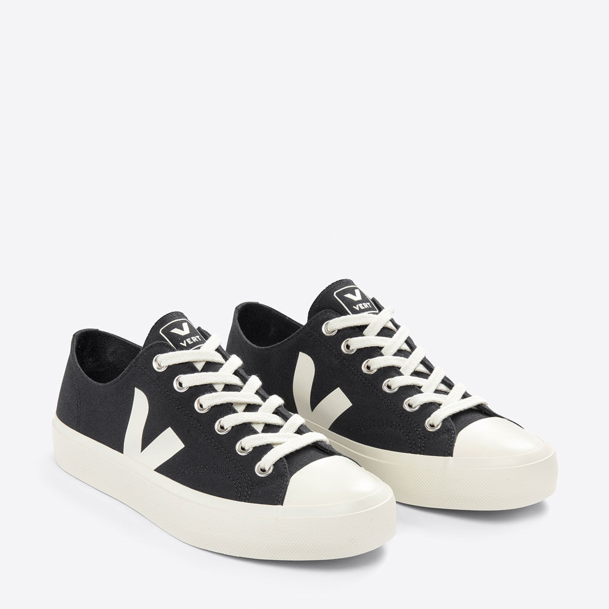Veja Wata Ii Low Canvas In White