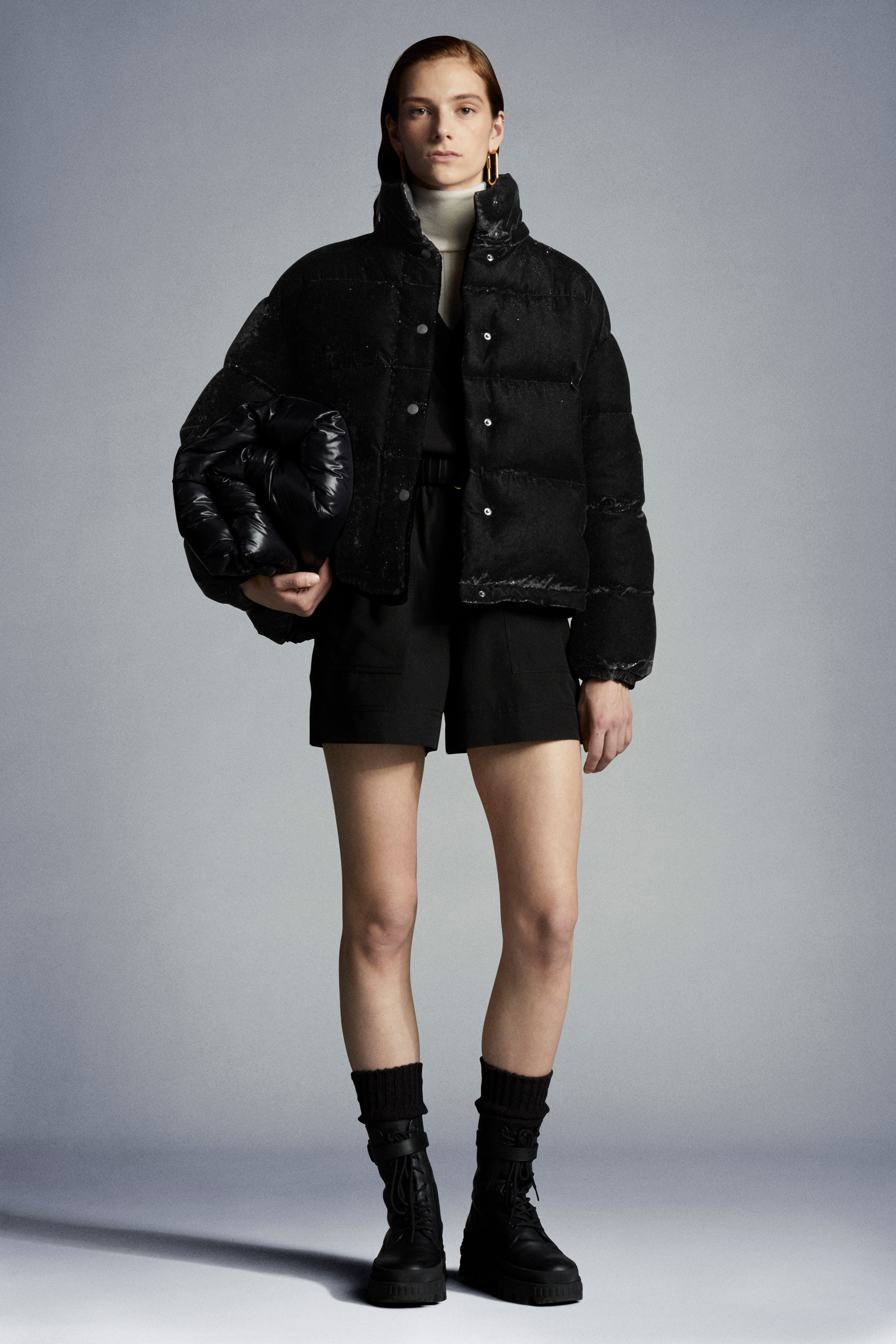 Moncler Monc Daos Pffr Jkt Vlvt Hdd W Tnl Log In Black