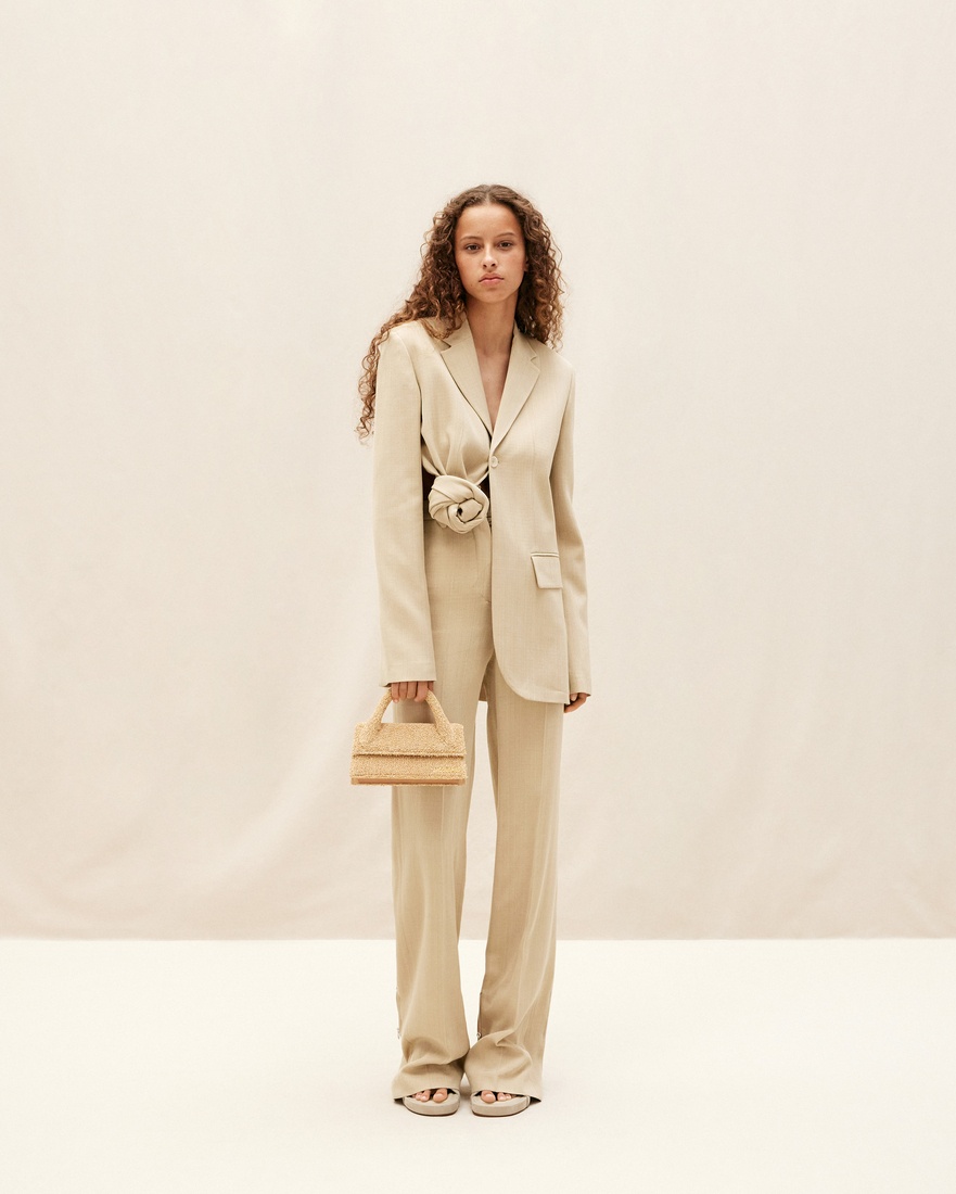 Jacquemus Baccala Asymmetric Cropped Blazer In Nude