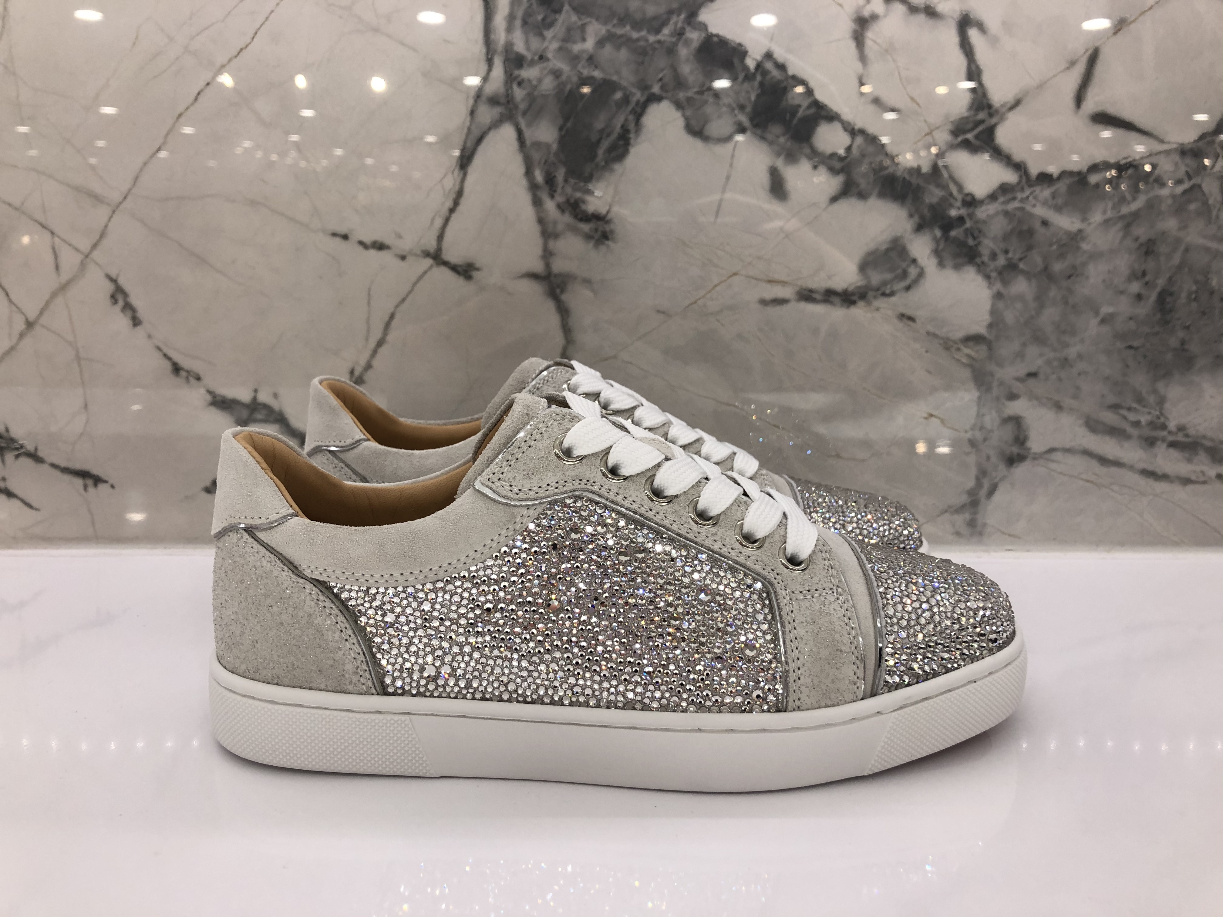 Christian Louboutin Tie The Details Of Casual Sports Shoes In Gray