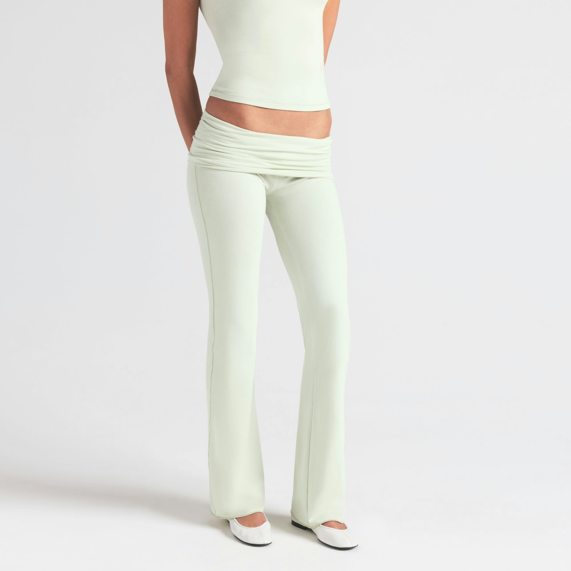 Skims Foldover Pant In Spearmint