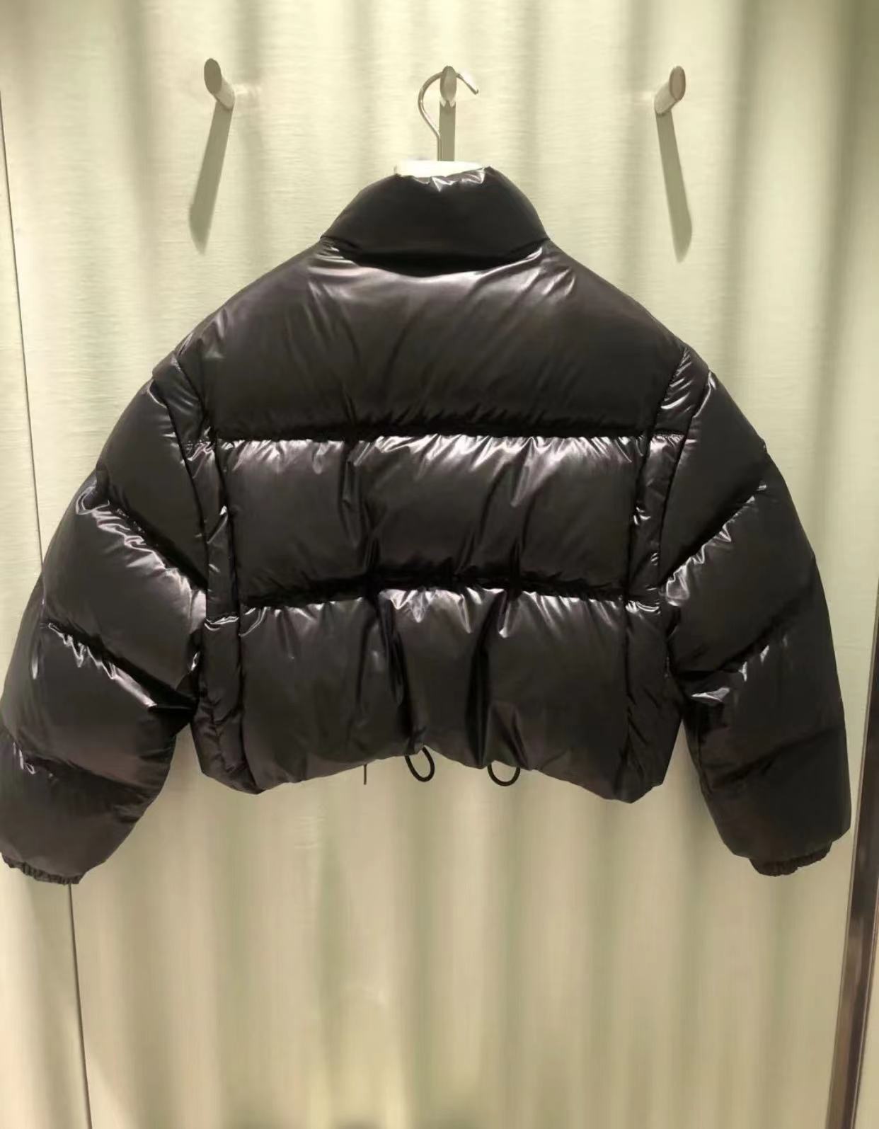 Prada Re-nylon Cropped Convertible Down Jacket In Black