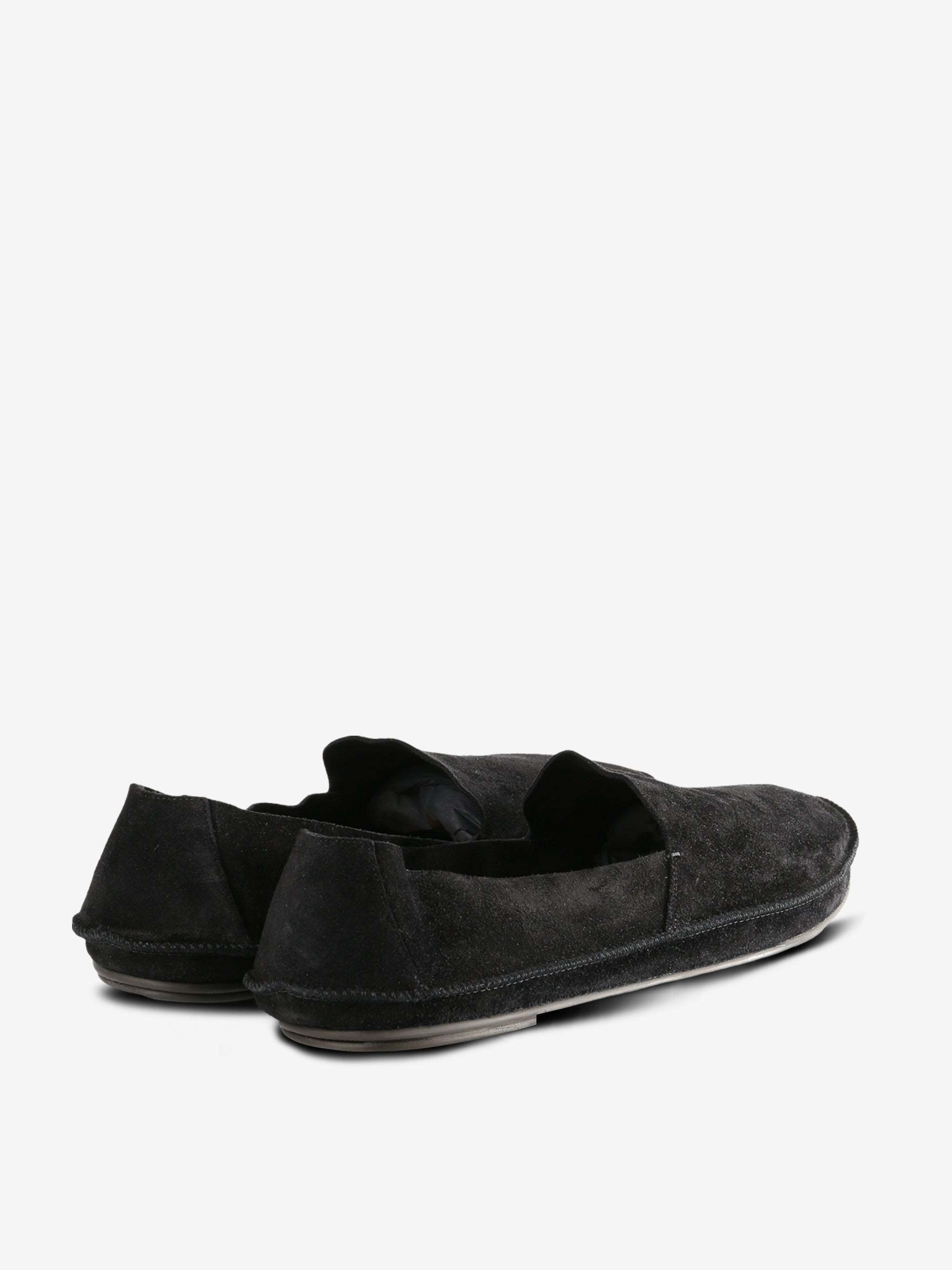 The Row Round Toe Loafers In Black