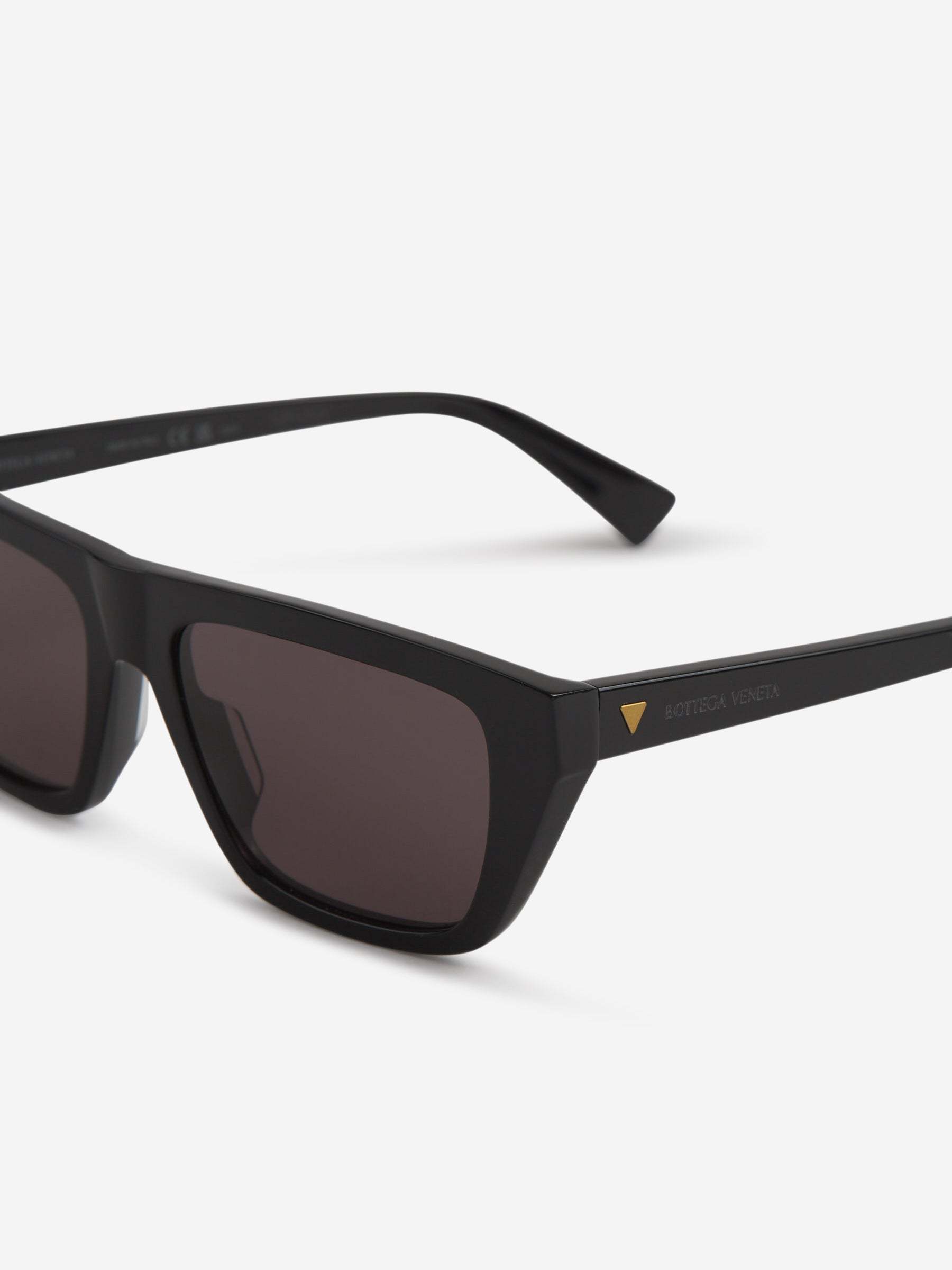 Bottega Veneta Rectangular Sunglasses In Black