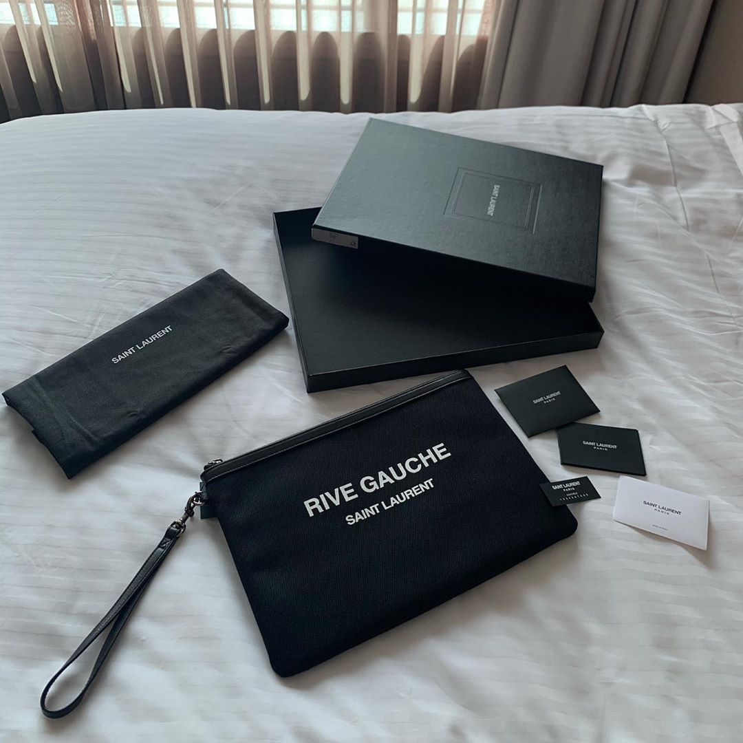 Saint Laurent Rive Gauche Logo-print Clutch In Black