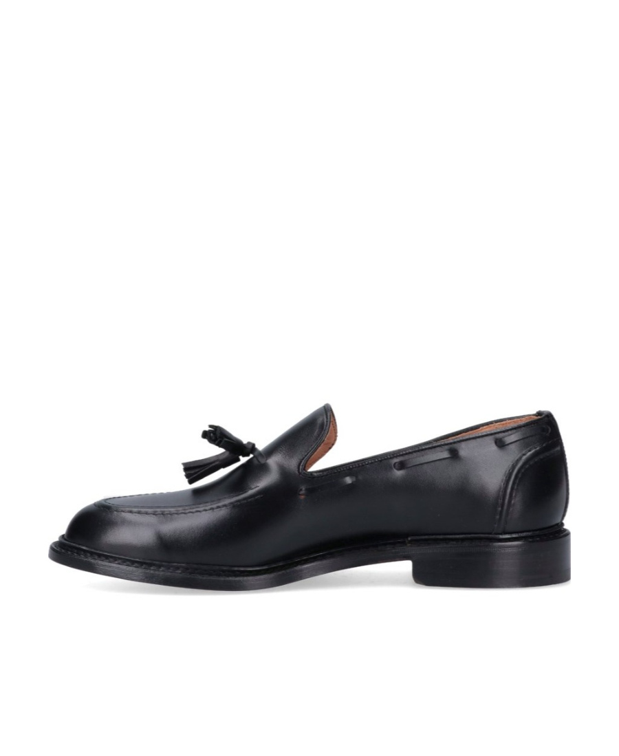 Tricker's Black Calf Leather Moccasin With Decorative Tassel In Black