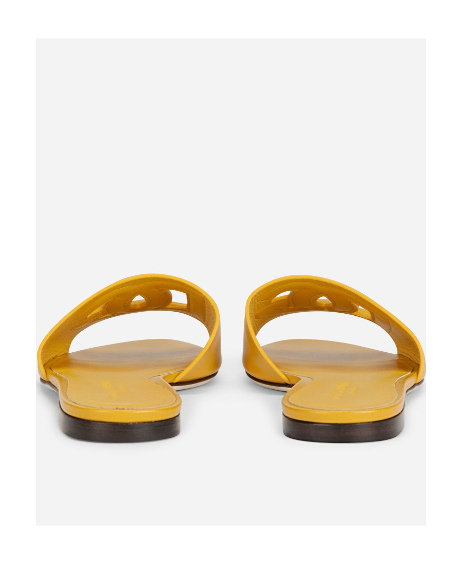 Dolce & Gabbana Women Rubber Beachwear Slides In Yellow
