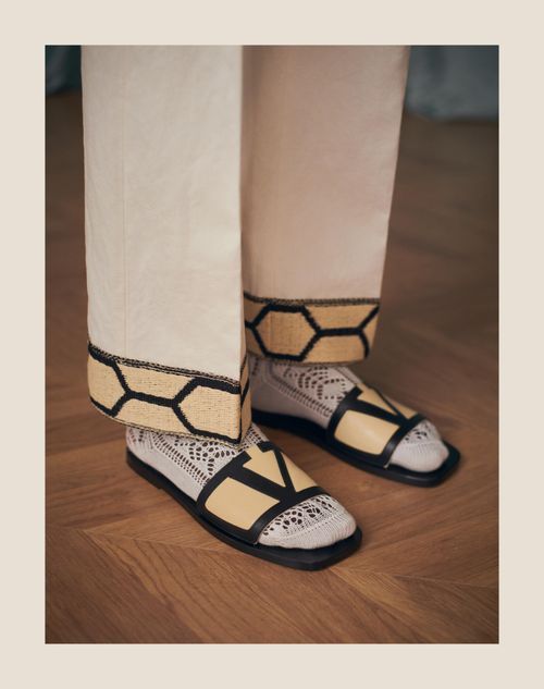 Valentino Garavani Viva Superstar Slide Sandal In Nappa Leather In Black