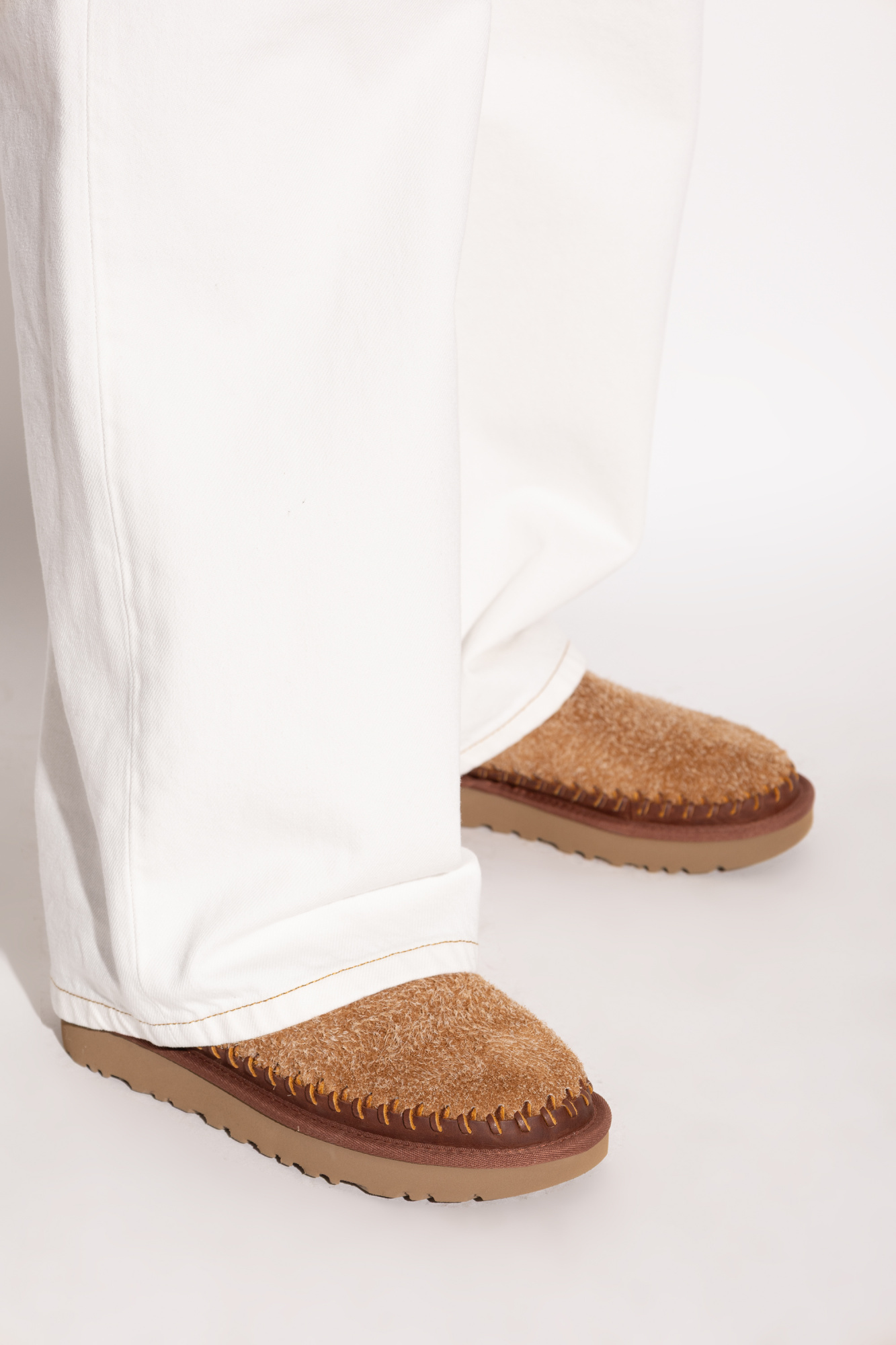 Ugg Round Toe Flat Shoes In Brown