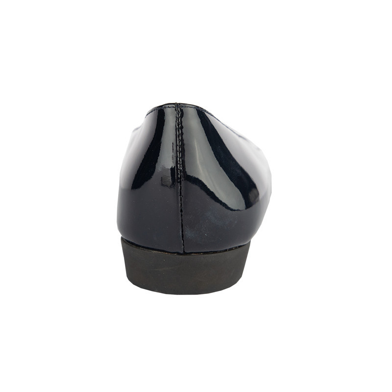 Emporio Armani Logo Flat Shoes In Black