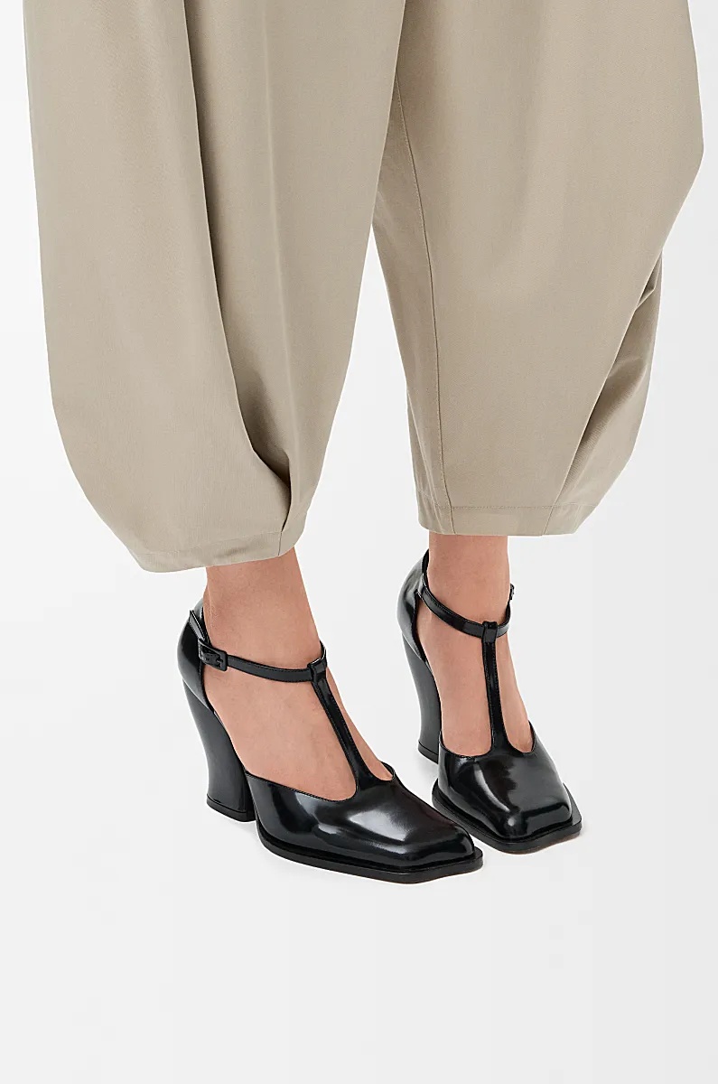 Loewe Leather Onda T-bar Pumps 90 In Black