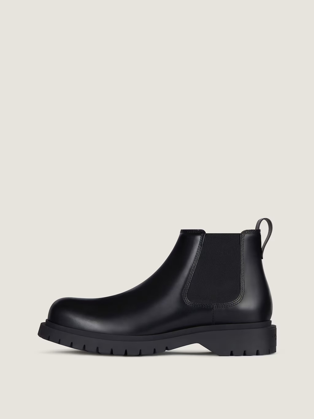 Givenchy Casual Round Toe Boots With Chunky Sole In Black