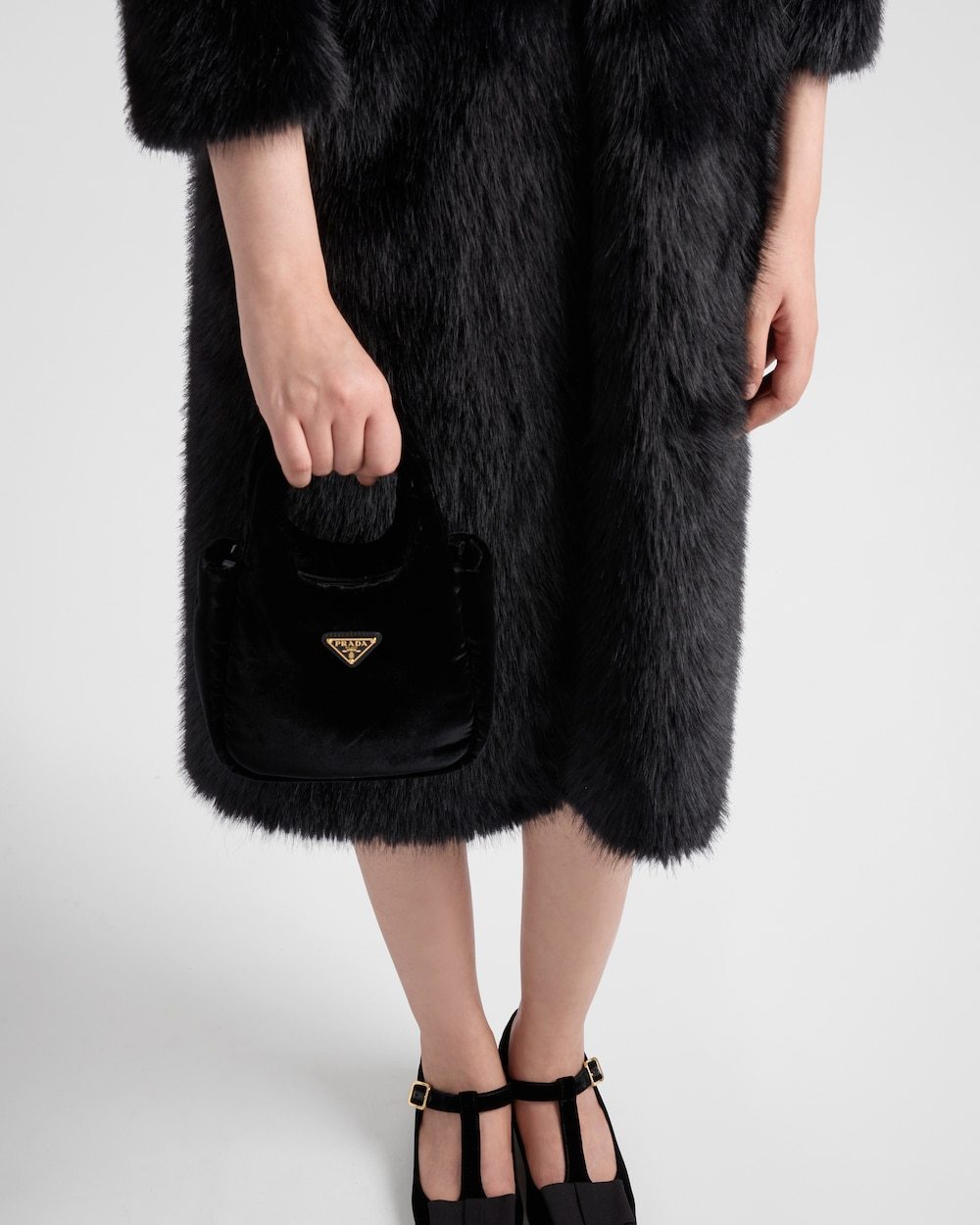 Prada Womens Black Aspen Round-neck Faux-fur Coat In Black