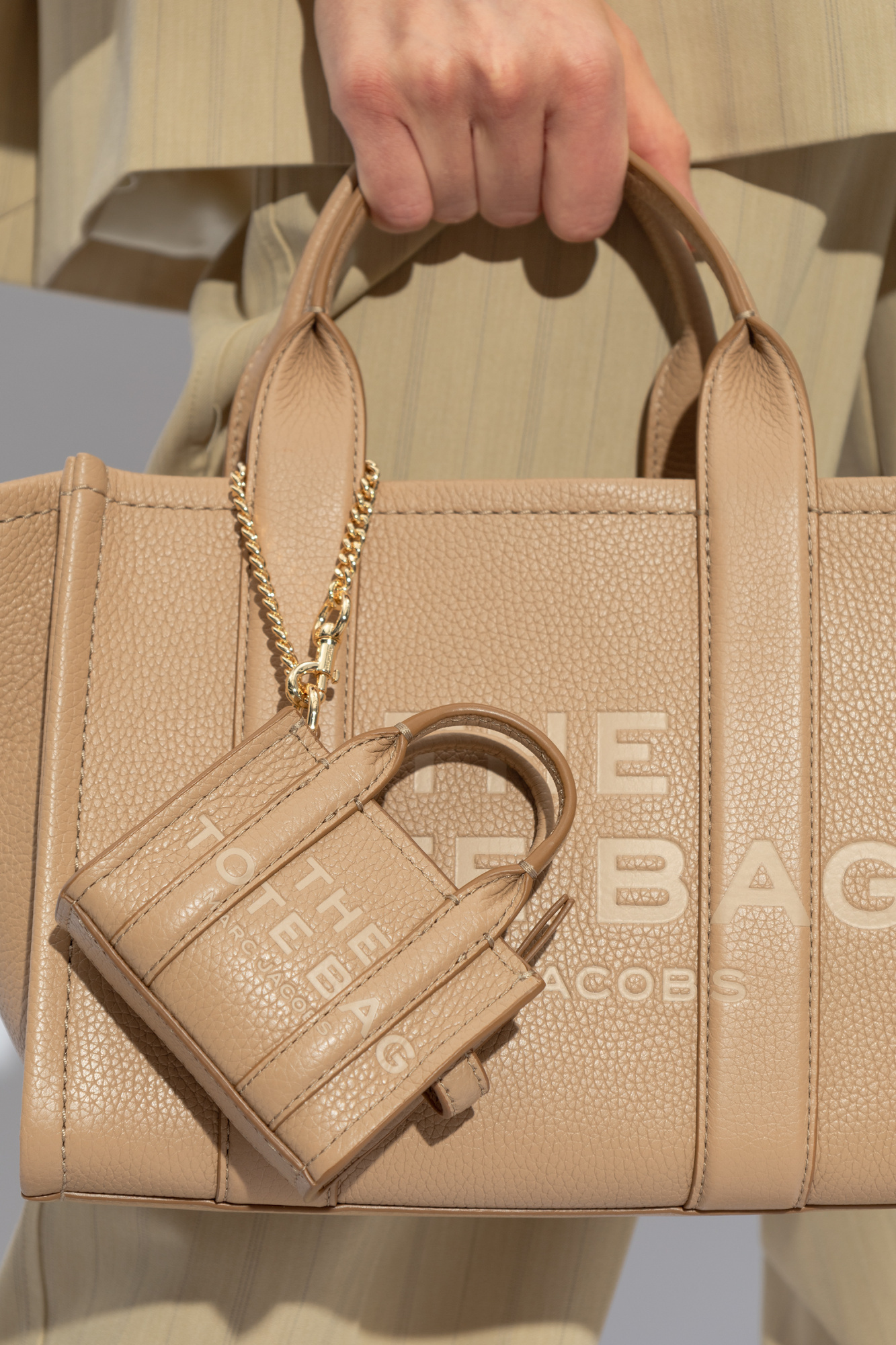 Marc Jacobs The Nano Chained Tote Bag In Nude