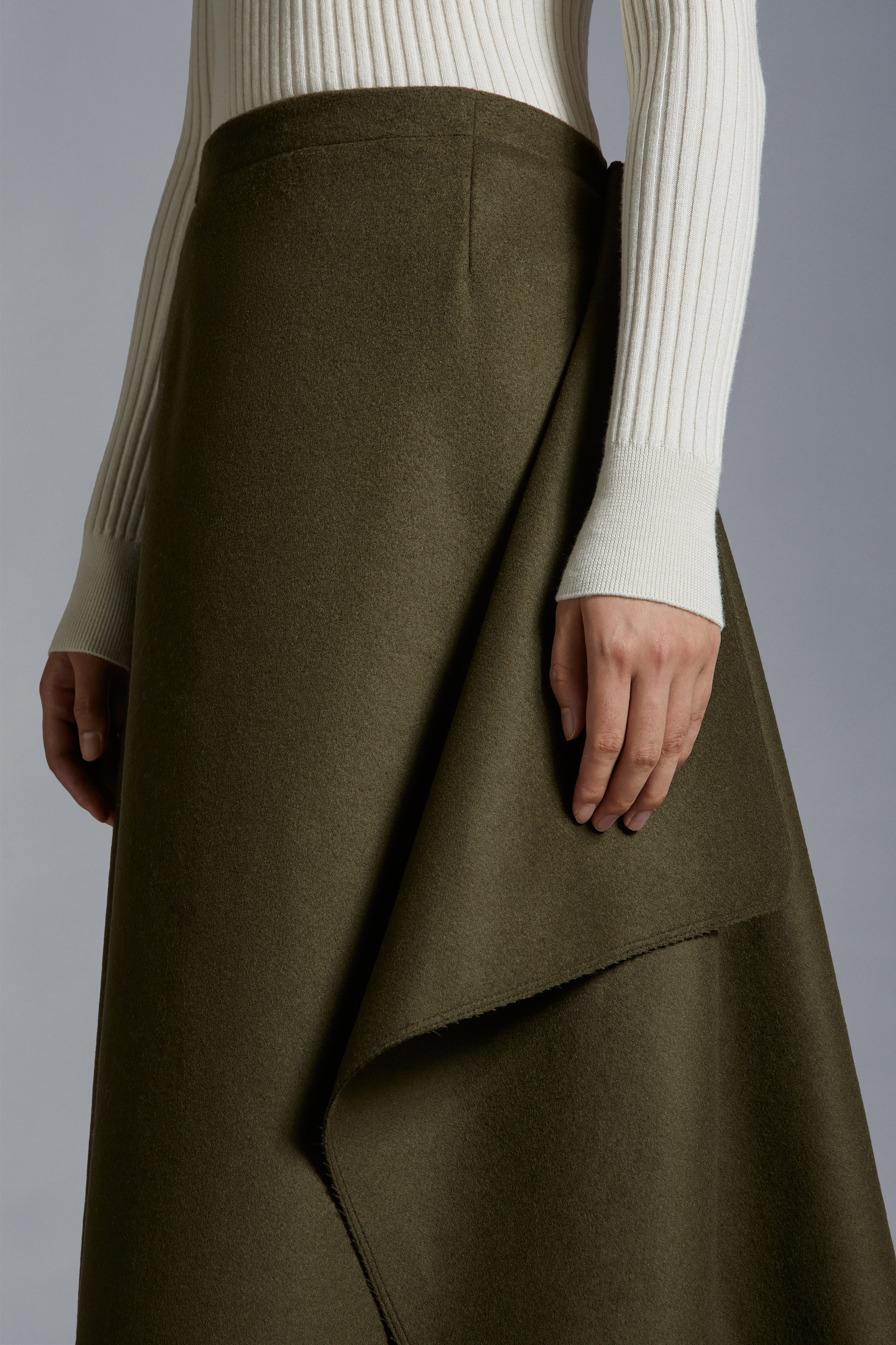 Moncler Wool-cashmere Midi Wrap Skirt In Green
