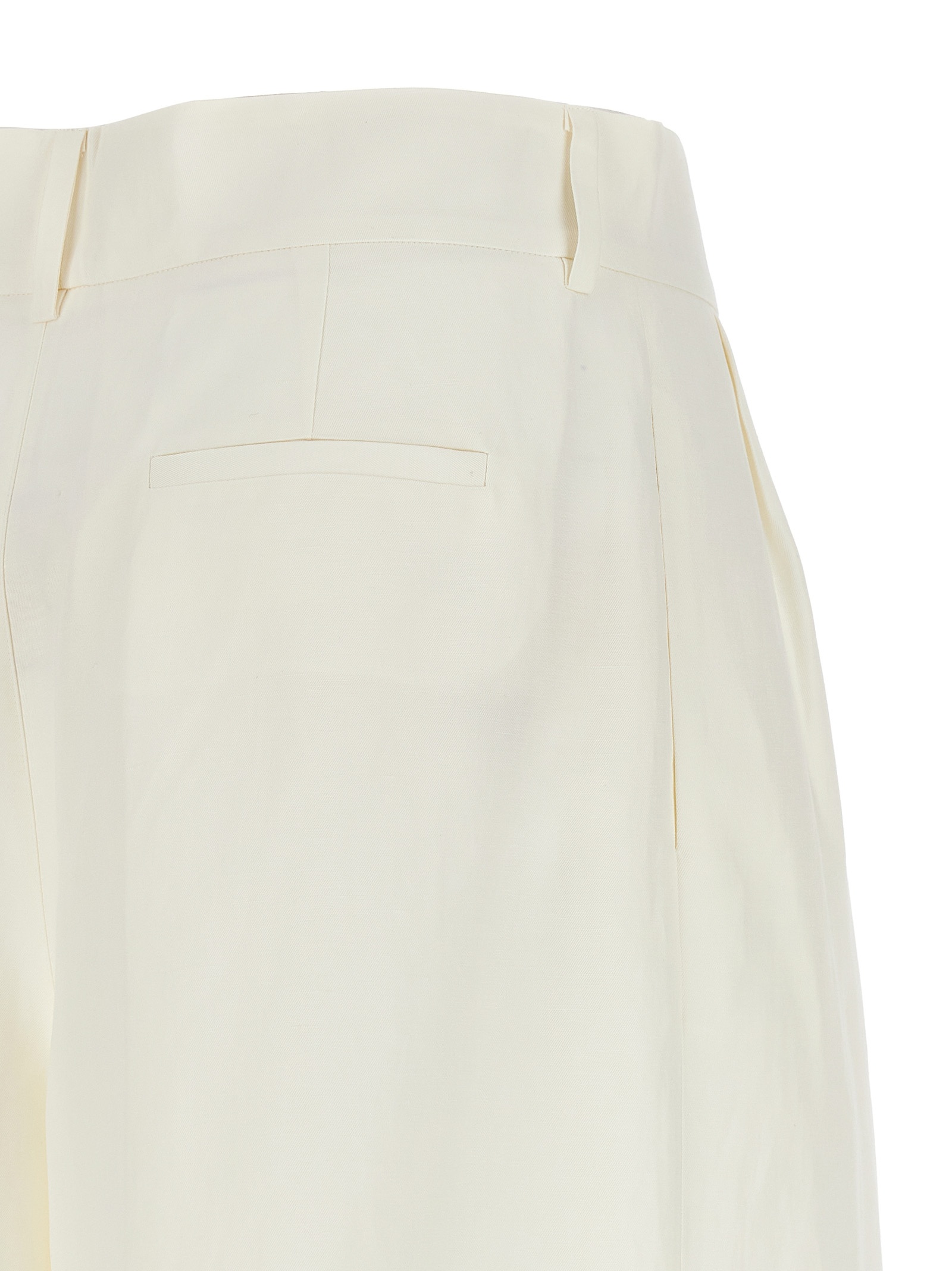 P.a.r.o.s.h Pleated Below-knee Shorts In White