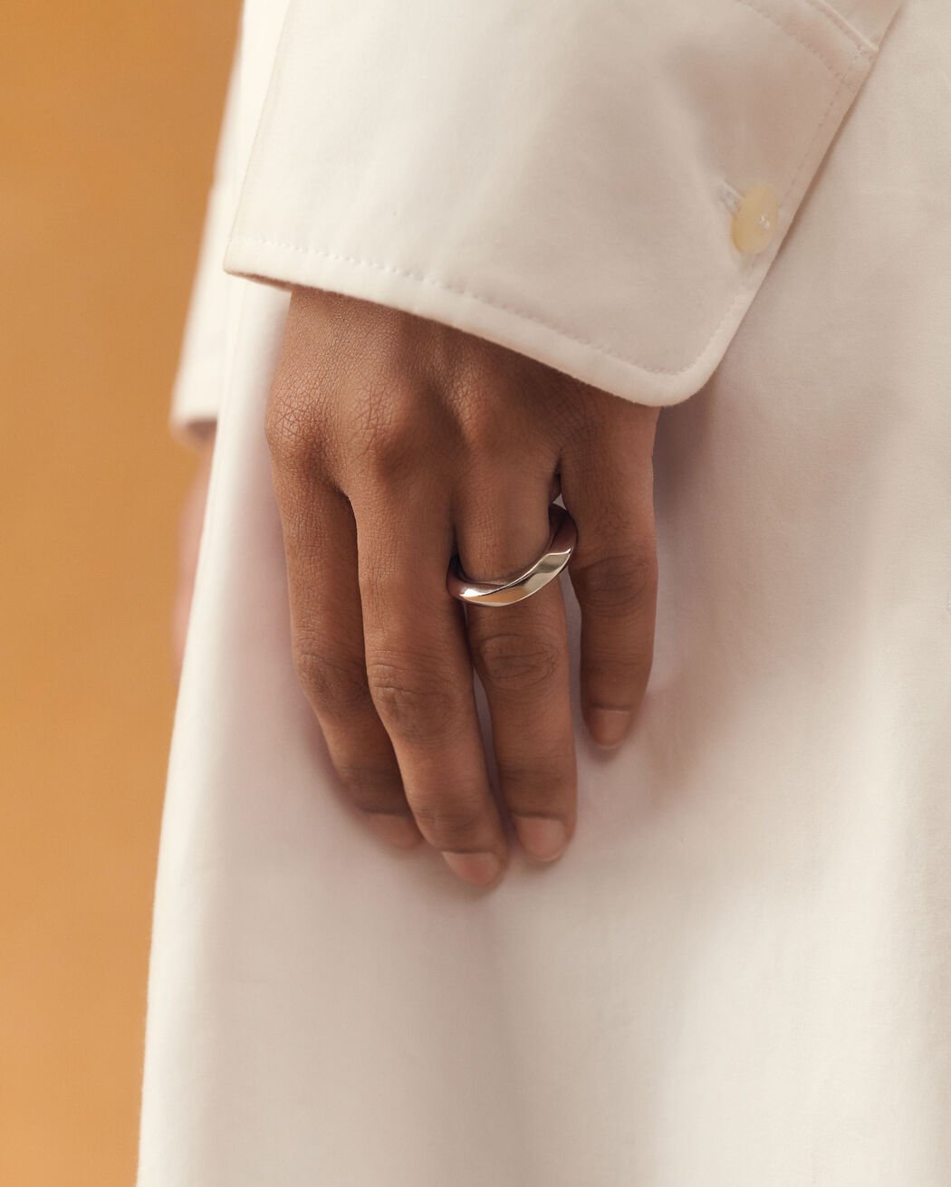 Jacquemus Logo-engraved Ring