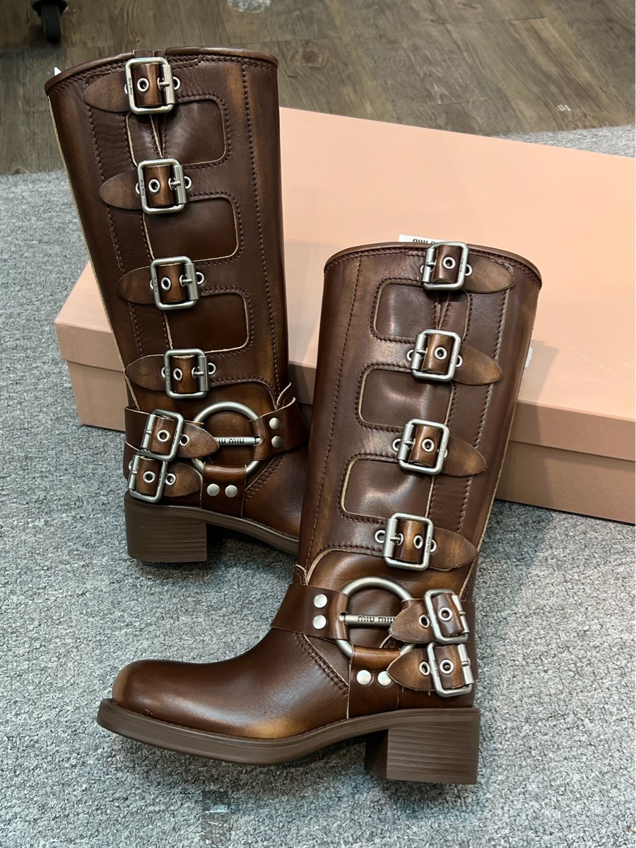 Miu Miu Buckle-detail Leather Boots In Green