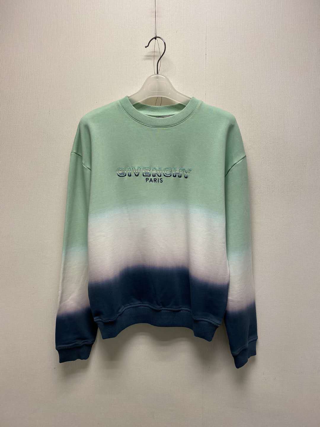 Givenchy Logo Graded Sweater In White