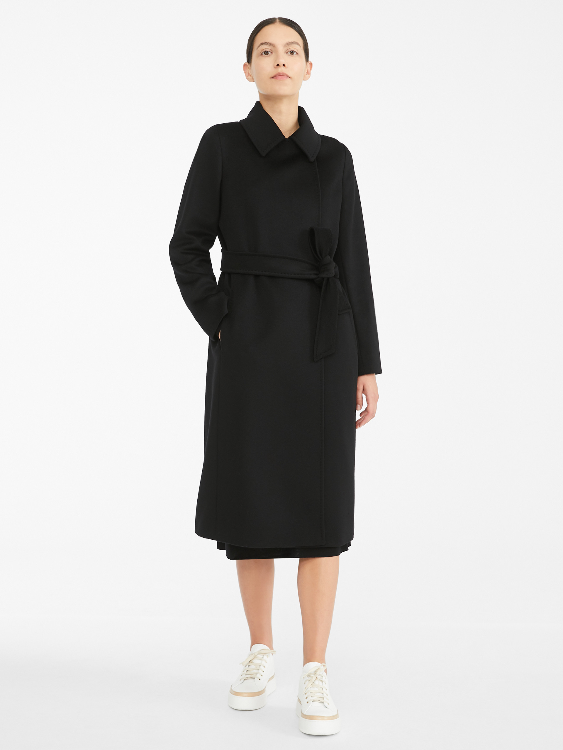 Max Mara Coat With Belted Waist And Side Pockets In Black