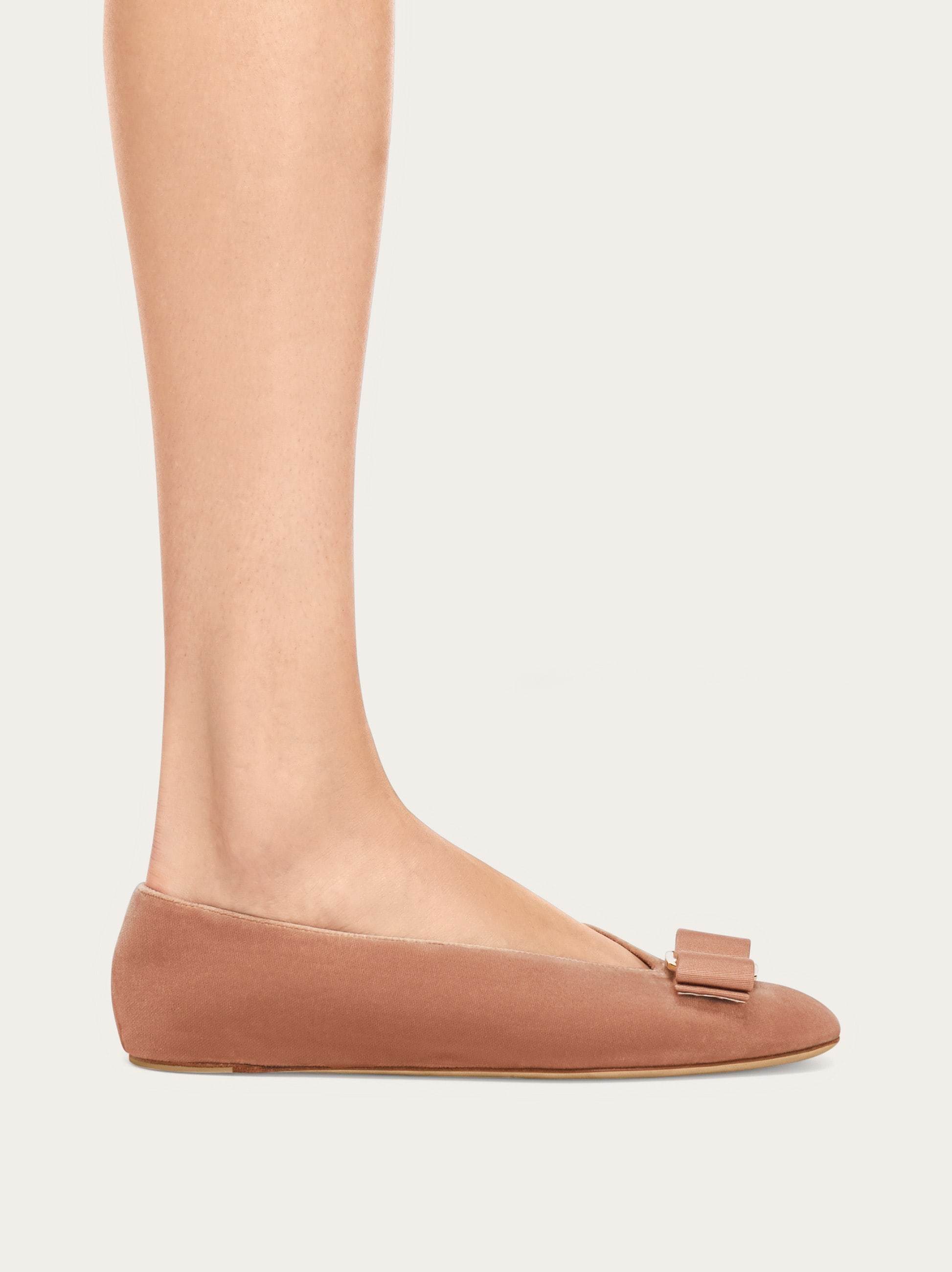 Ferragamo Vara-bow Ballerina Shoes In Brown