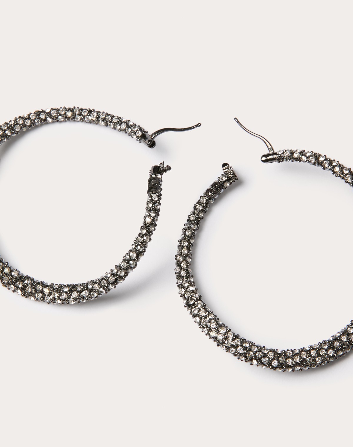 Valentino Shadowshine Metal Earrings In Black