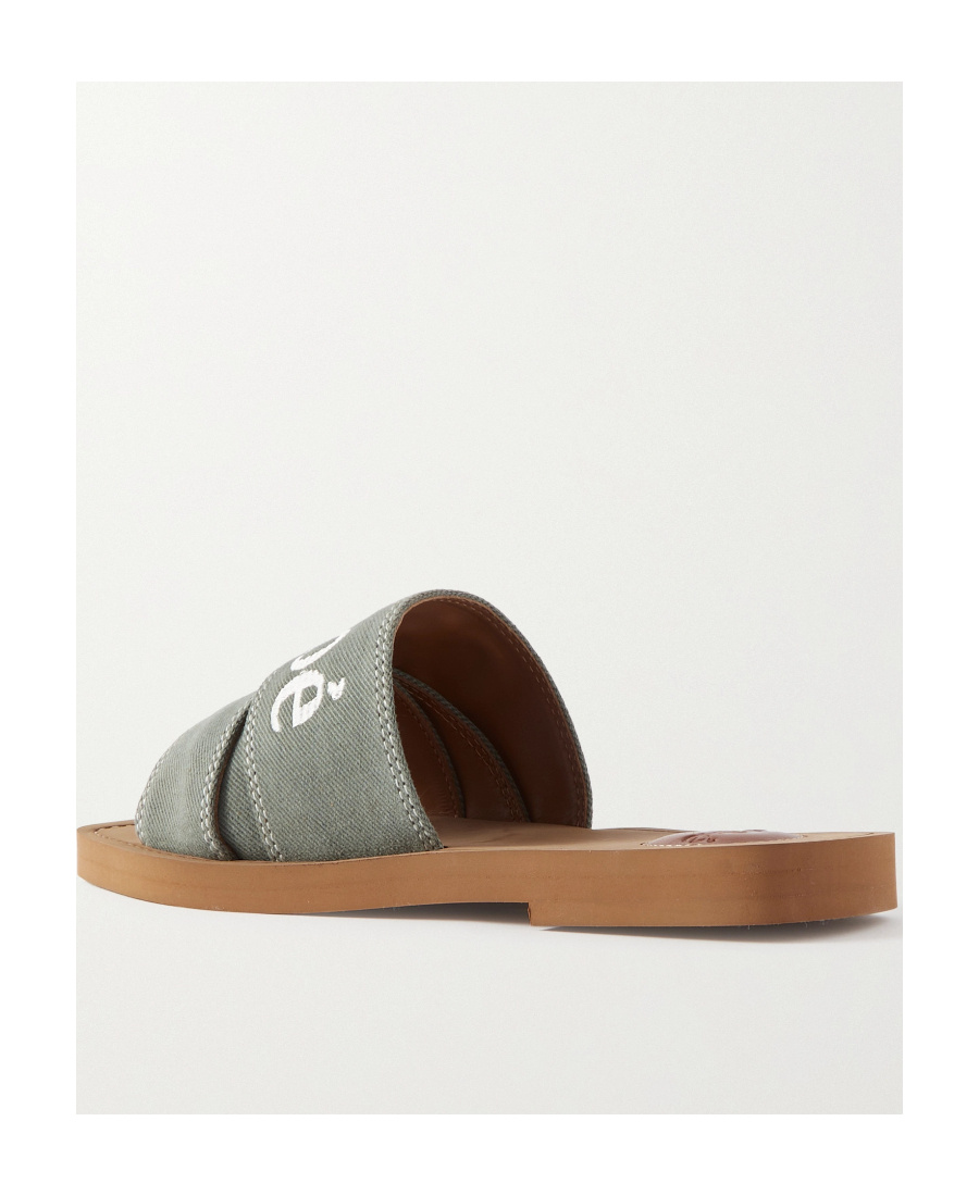 Chloé Woody Logo Denim Slippers In Brown