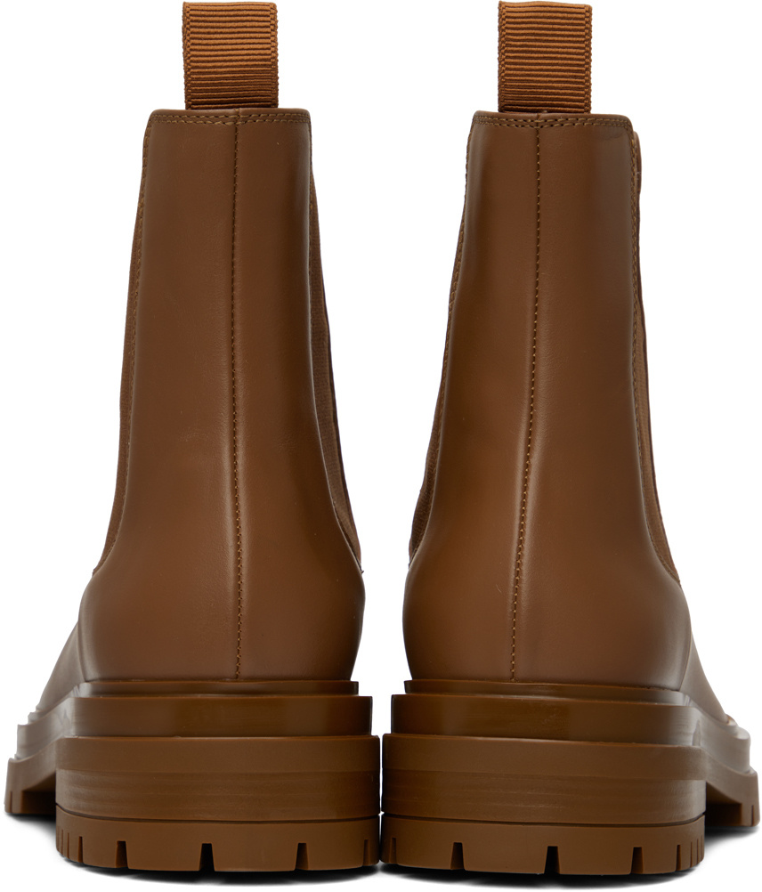 Gianvito Rossi Round Toe Ankle Boots In Brown