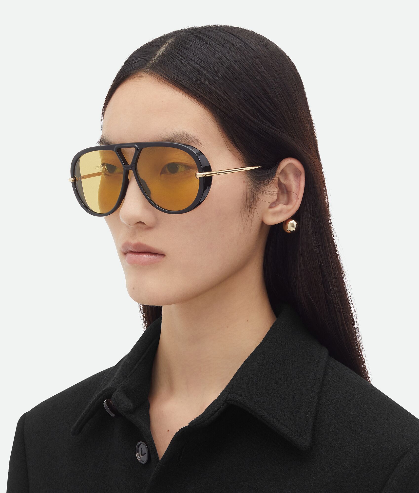 Bottega Veneta Logo Sunglasses In Green