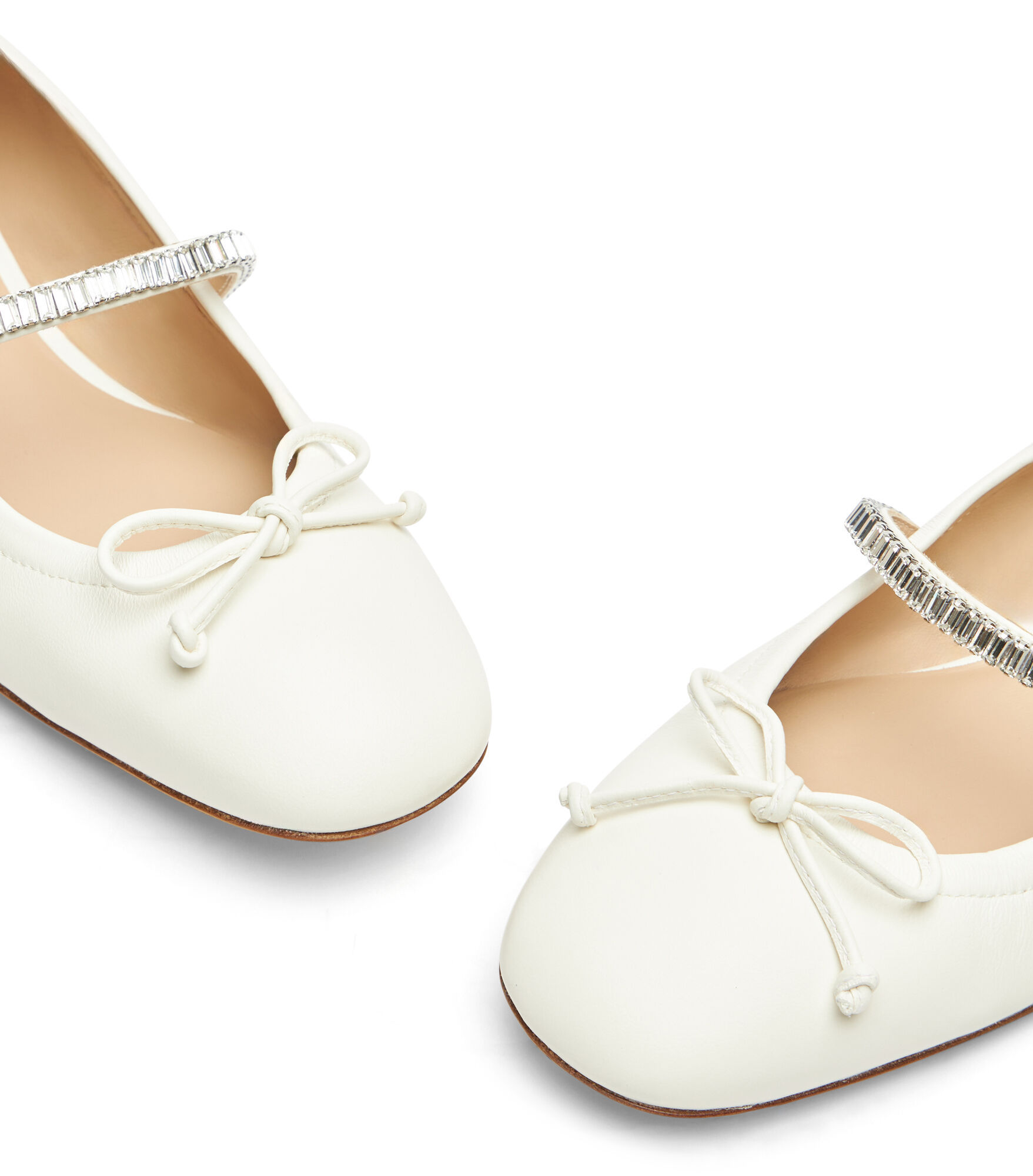 Stuart Weitzman Stefanie Ballet Flats In White