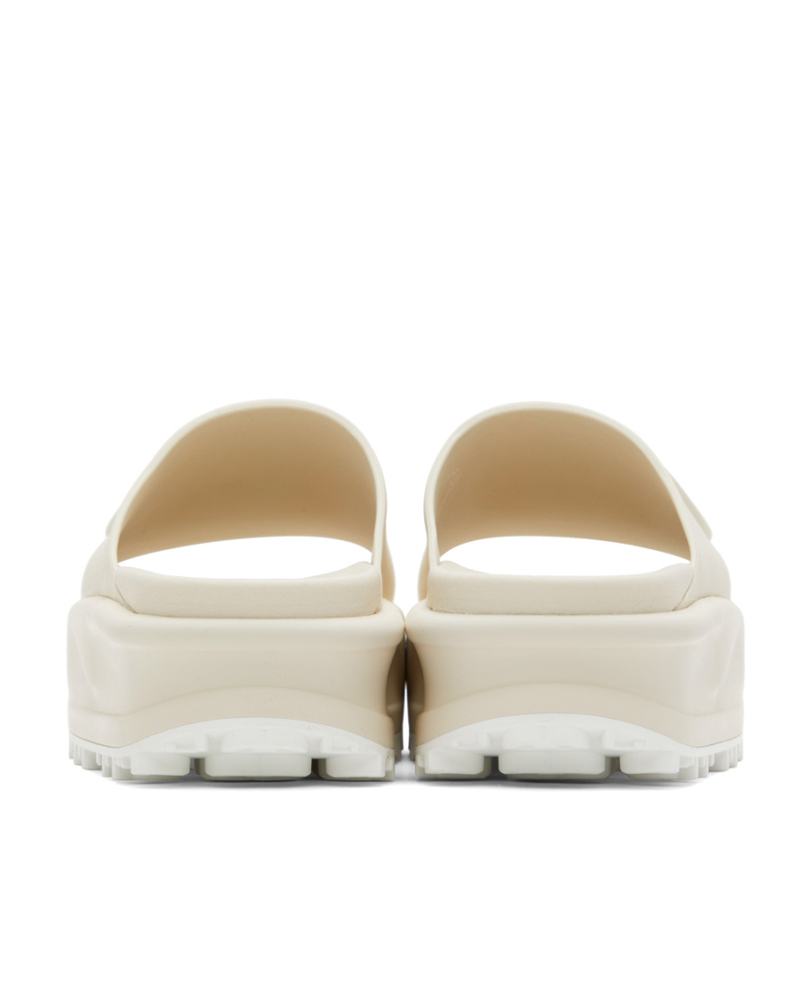 Gucci Logo-debossed Platform Slides In White